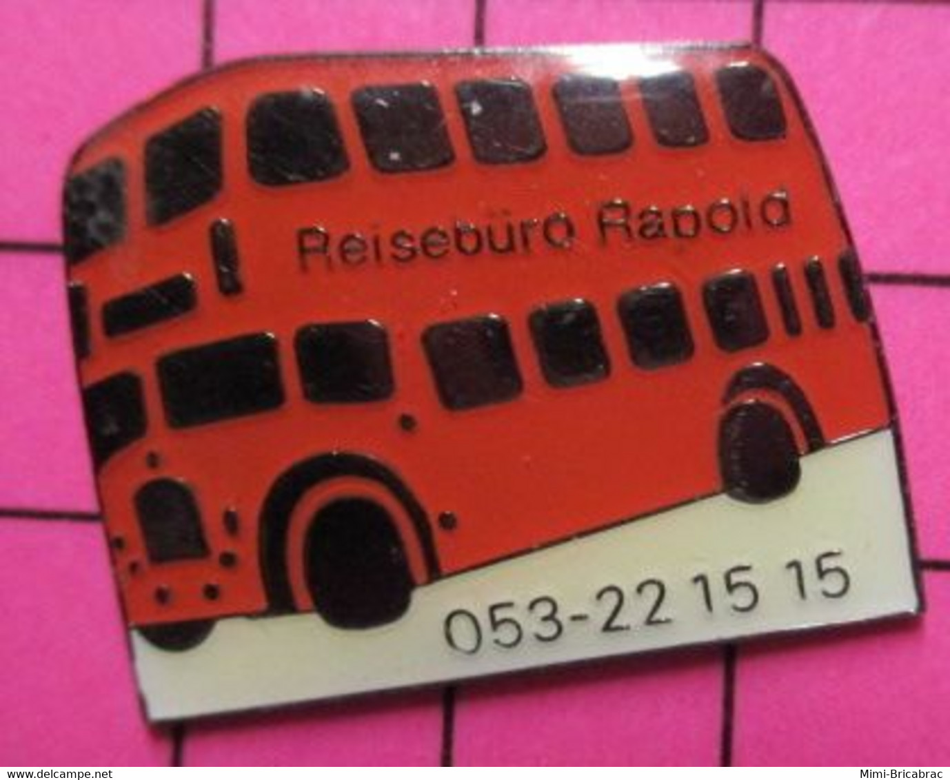 SP11 Pin's Pins / Beau & Rare / THEME : TRANSPORTS / BUS ANGLAIS ROUGE ALLEMAND ! REISEBURO ... - Transportation