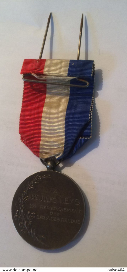 P-2 MEDAILLE FEDERATION ARCHERS NORD FRANCE  JULES LEYS EN REMERCIMENT DES SERVICES RENDUS - Bogenschiessen