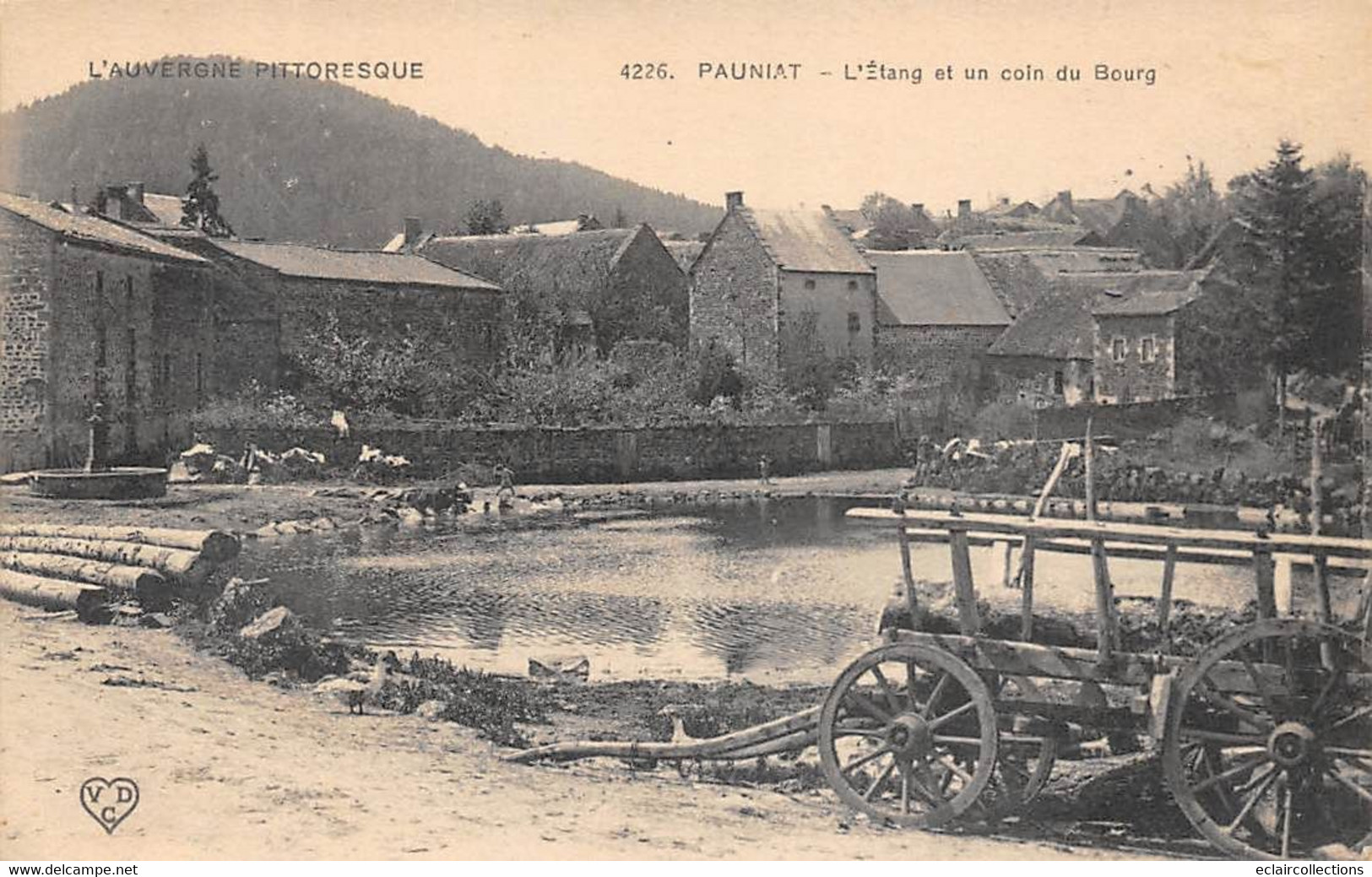 Paulnat             63       L'Etang Et Un Coin Du Bourg        (voir Scan) - Autres & Non Classés