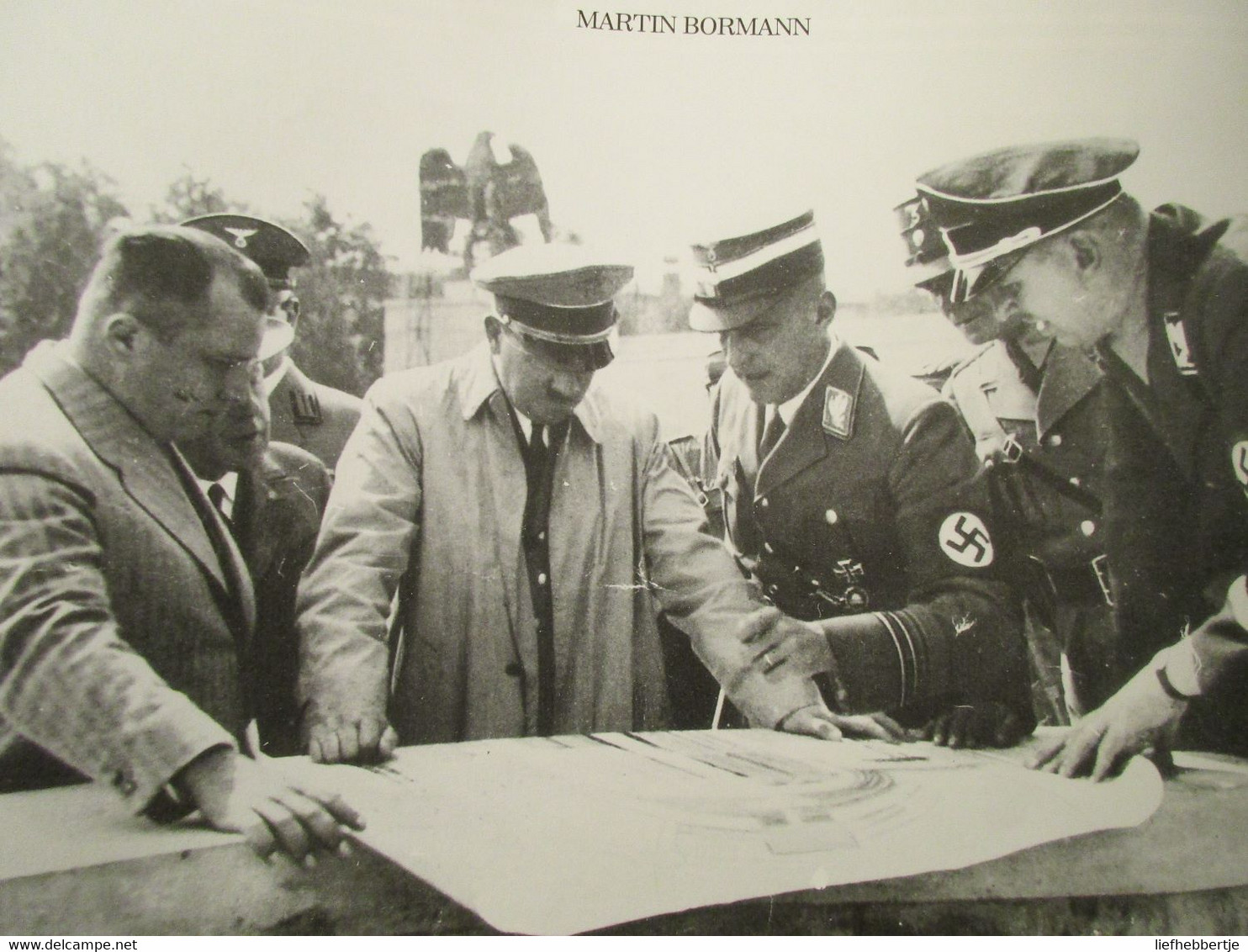 Hitlers Handlangers - Door H. Van Capelle En P. Van De Bovenkamp - 1991 - Hitler - WO II - Tweede Wereldoorlog - Oorlog 1939-45