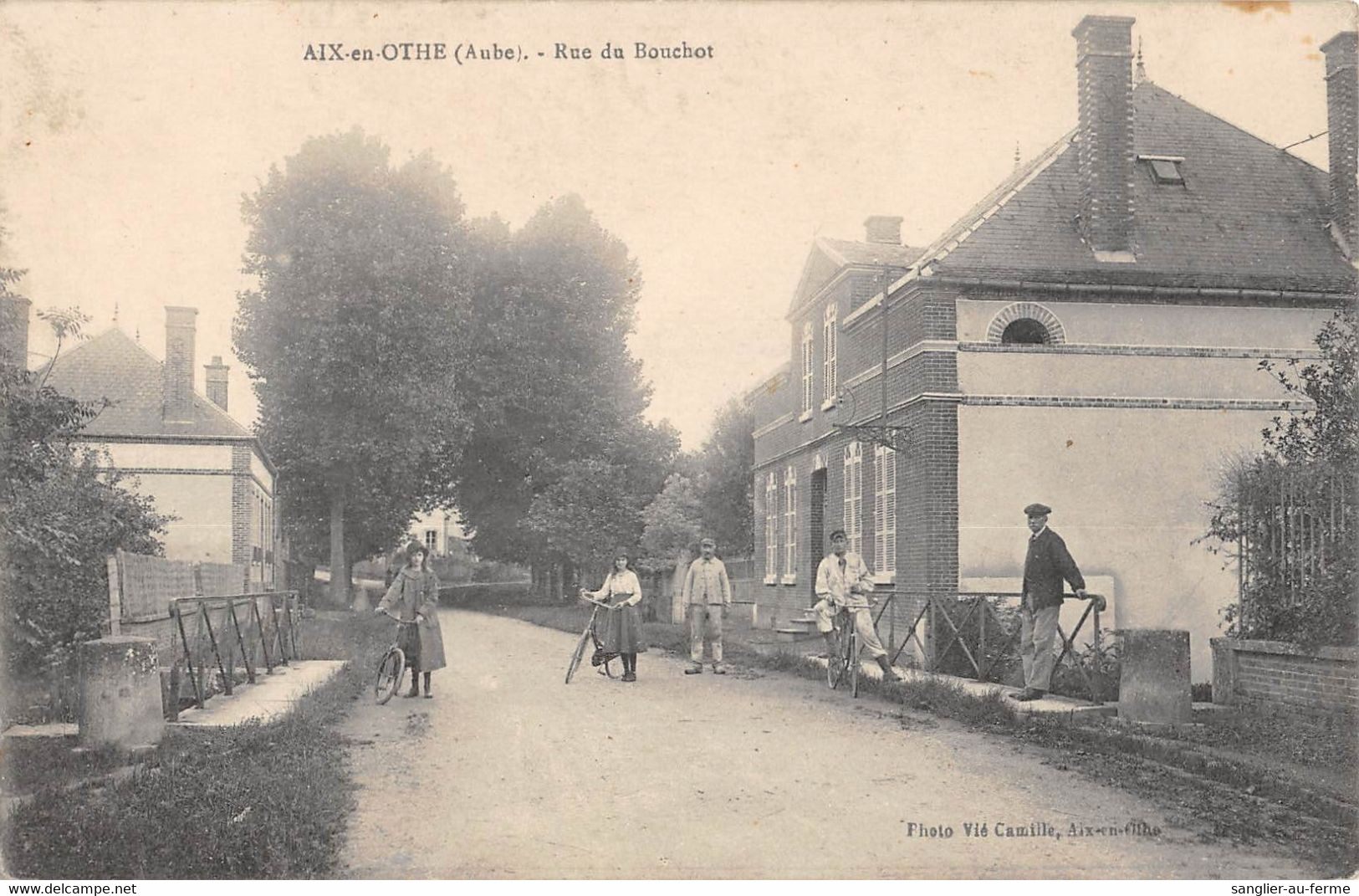 CPA 10 AIX EN OTHE RUE DU BOUCHOT - Sonstige & Ohne Zuordnung