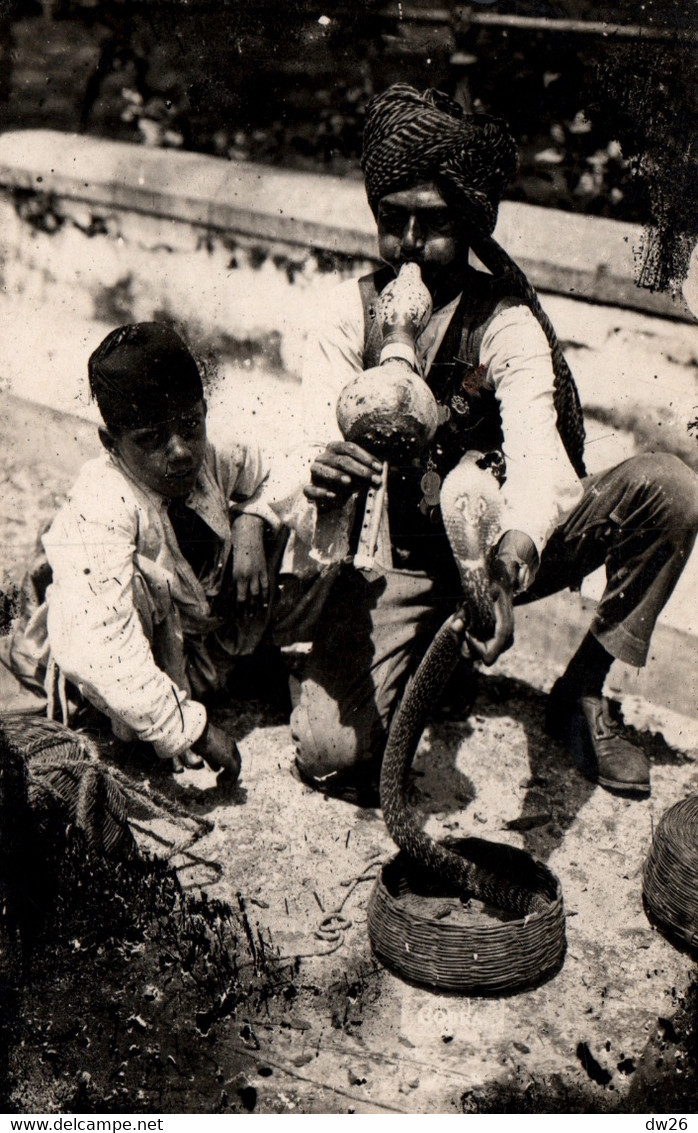 Ethnographie (Singapour) Charmeur De Serpents (Cobra) Carte-photo Gevaert Non Circulée - Asia