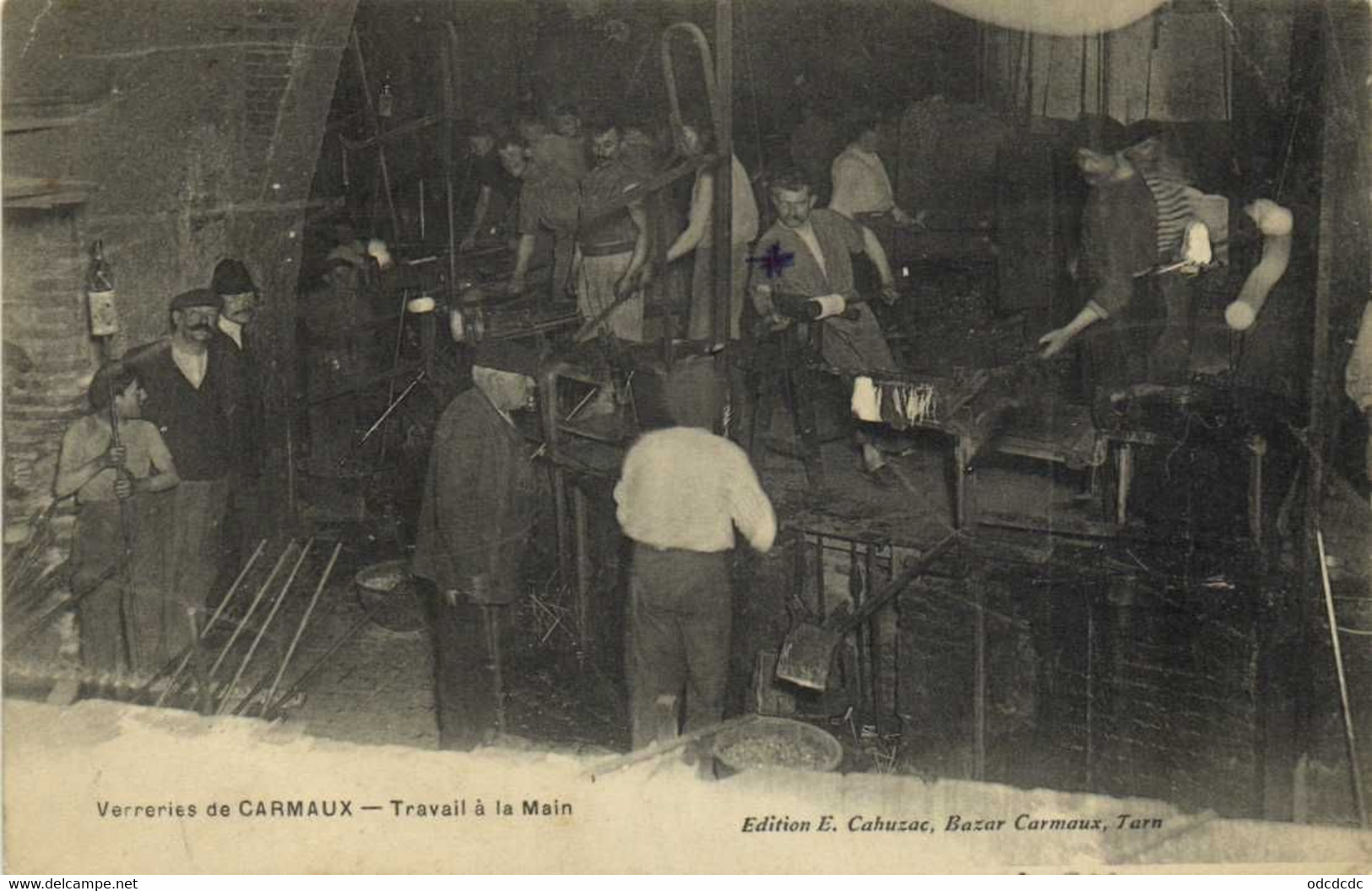 VERRERIE DE CARMAUX  Travail à La Main  RV - Carmaux