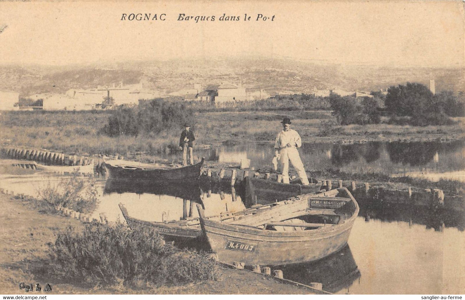 CPA 13 ROGNAC BARQUES DANS LE PORT - Other & Unclassified