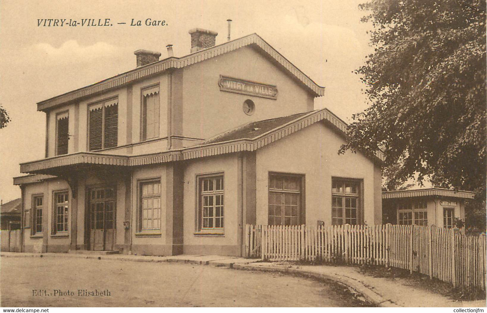 / CPA FRANCE 51 "Vitry La Ville, La Gare" - Vitry-la-Ville