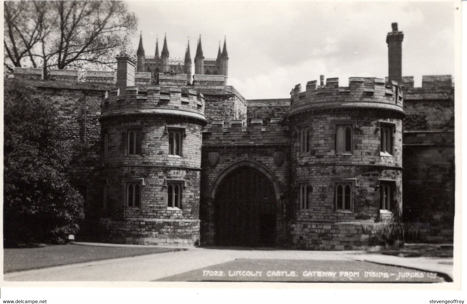 Royaume Uni Angleterre Lincolnshire Lincoln Castle Gatteway From Insipe Entrée Histoire Patrimoine Chateau - Lincoln