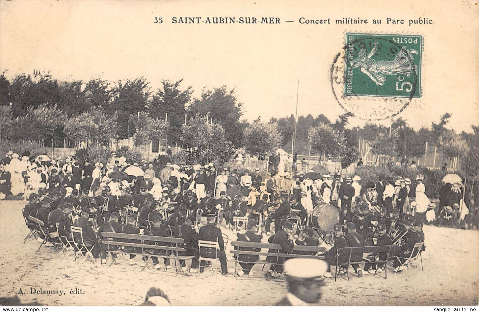CPA 14 SAINT AUBIN SUR MER CONCERT MILITAIRE AU PARC PUBLIC - Saint Aubin