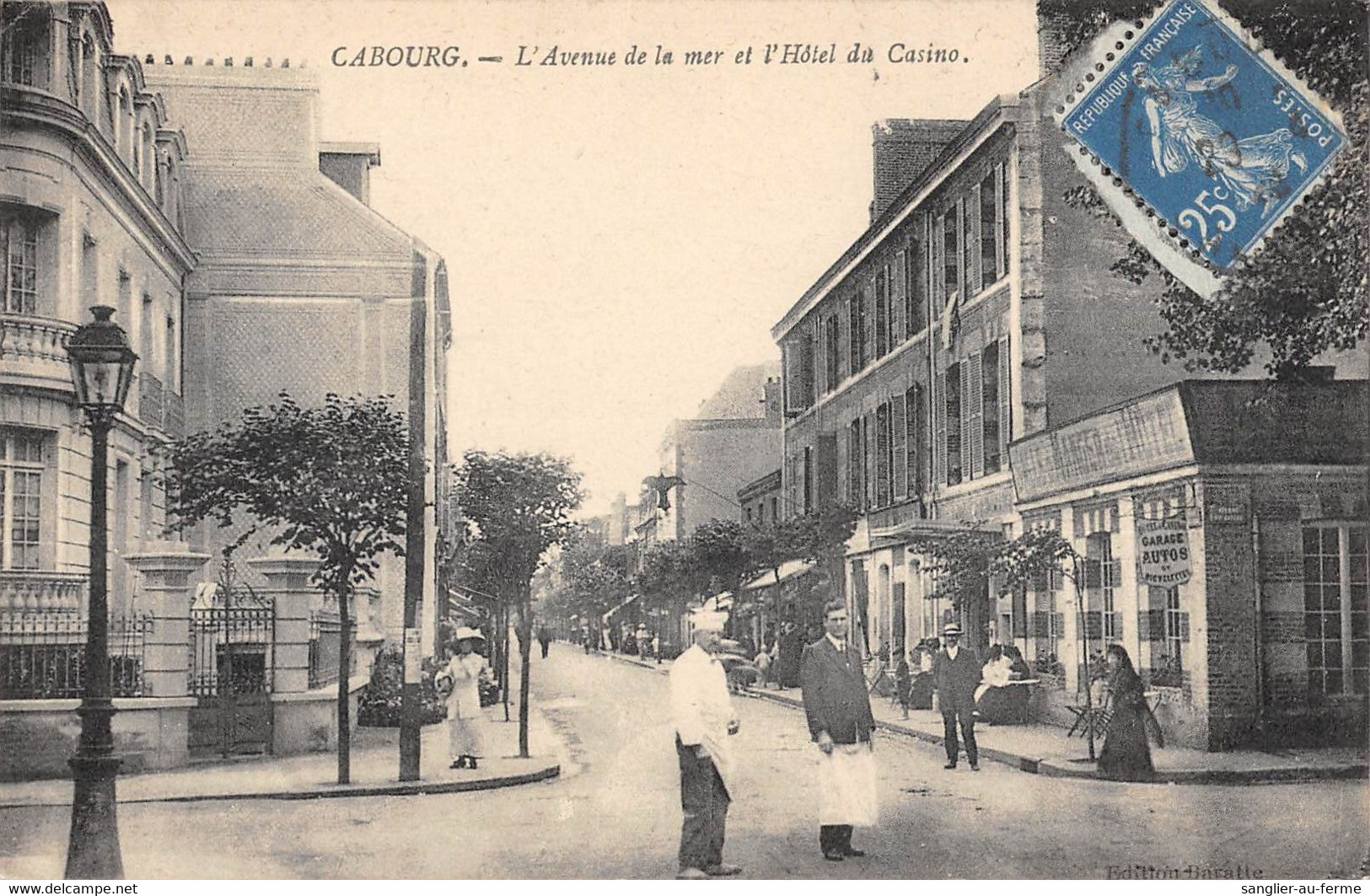 CPA 14 CABOURG L'HOTEL DE LA MER ET AVENUE DU CASINO - Cabourg