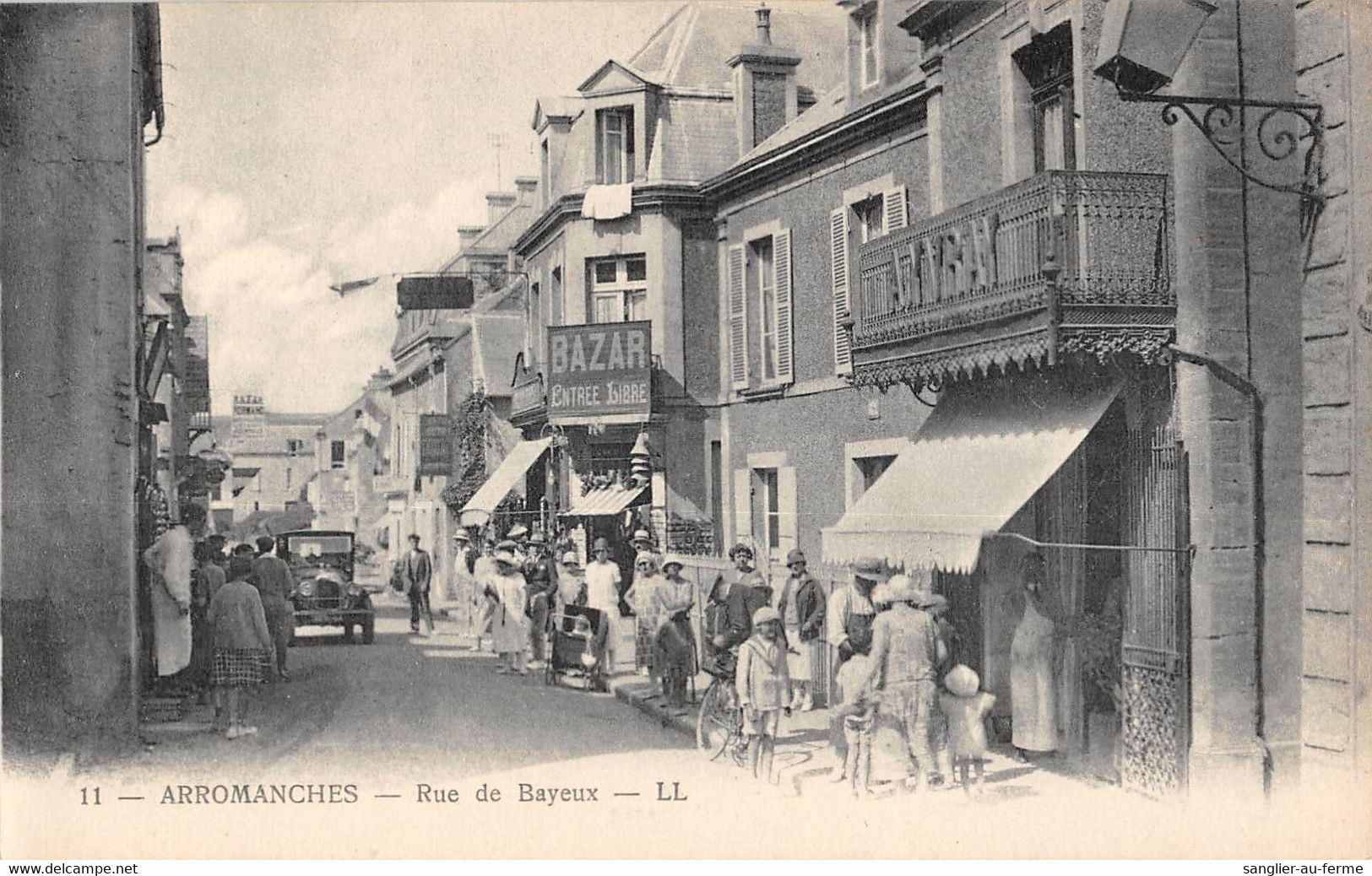 CPA 14 ARROMANCHES RUE DE BAYEUX - Arromanches