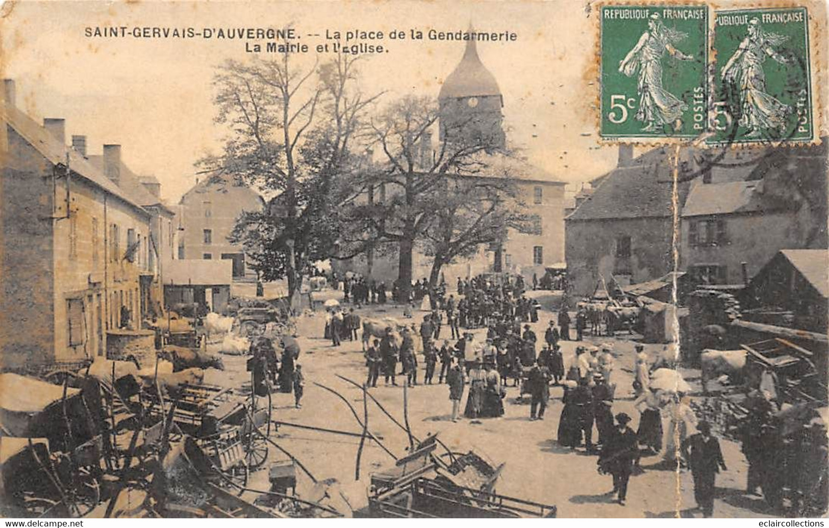 Saint-Gervais-d'Auvergne     63       La Gendarmerie - La Place, L'église. Marché     - Pli -      (voir Scan) - Saint Gervais D'Auvergne