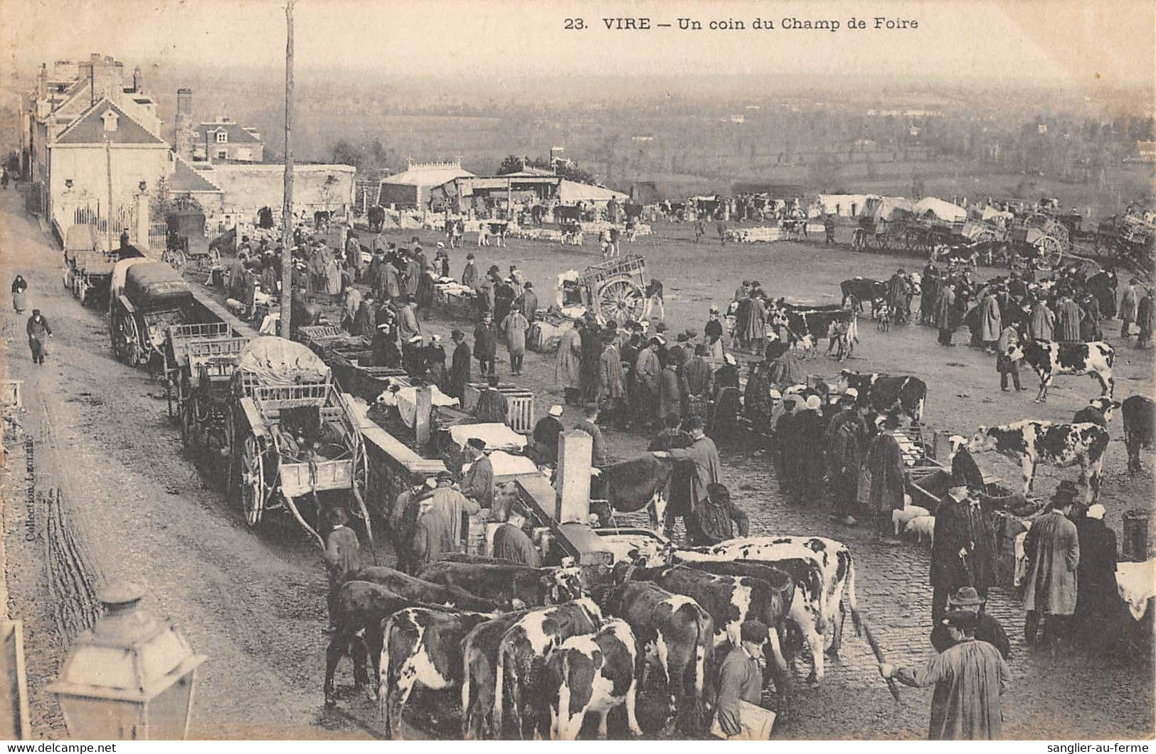 CPA 14 VIRE UN COIN DU CHAMP DE FOIRE - Vire