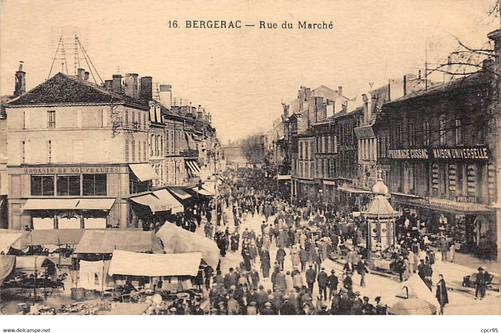 24 . N°105881 . Bergerac .rue Du Marche .pharmacie Cussac . - Bergerac