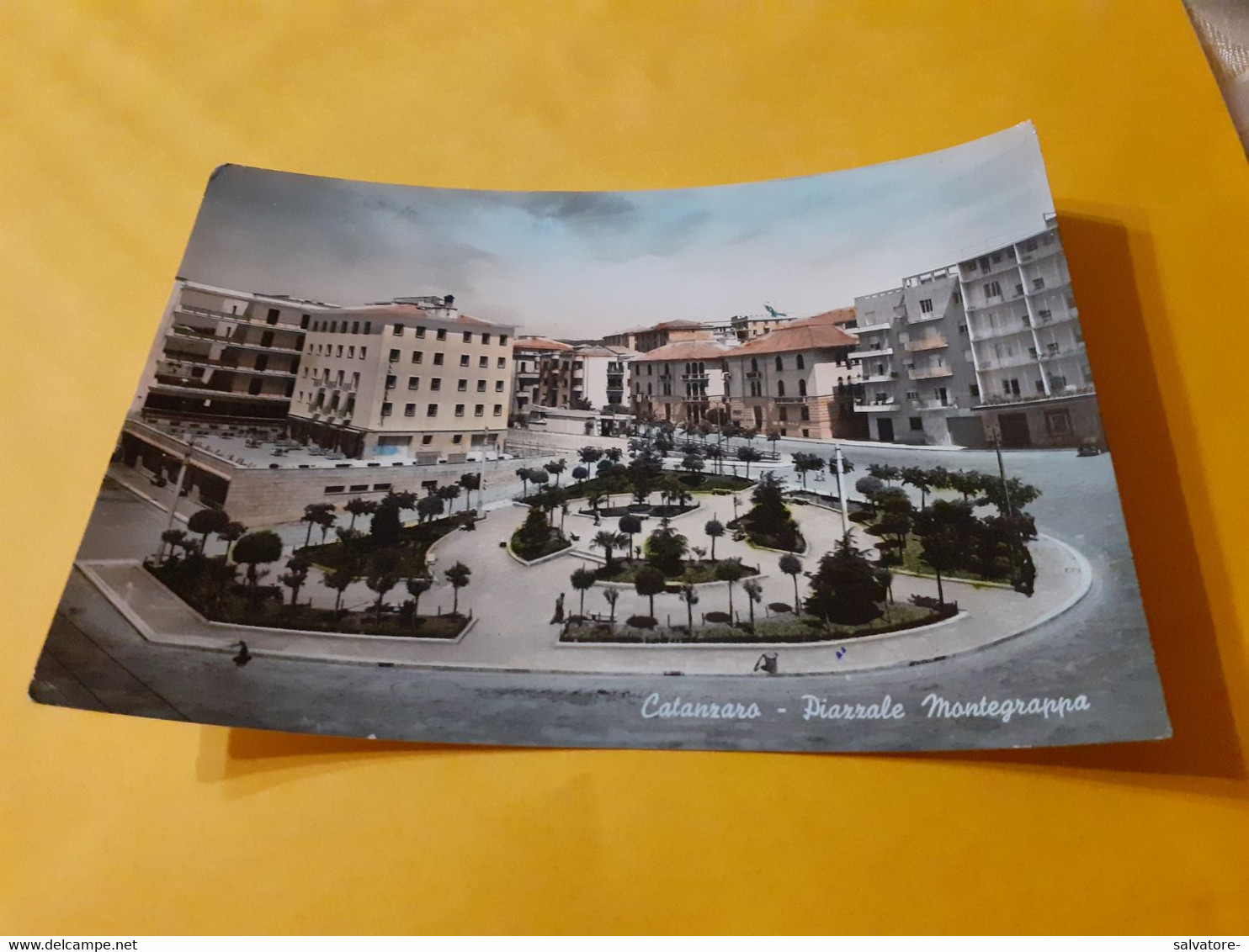 CARTOLINA CATANZARO- PIAZZALE MONTEGRAPPA- VIAGGIATA 1955 - Catanzaro