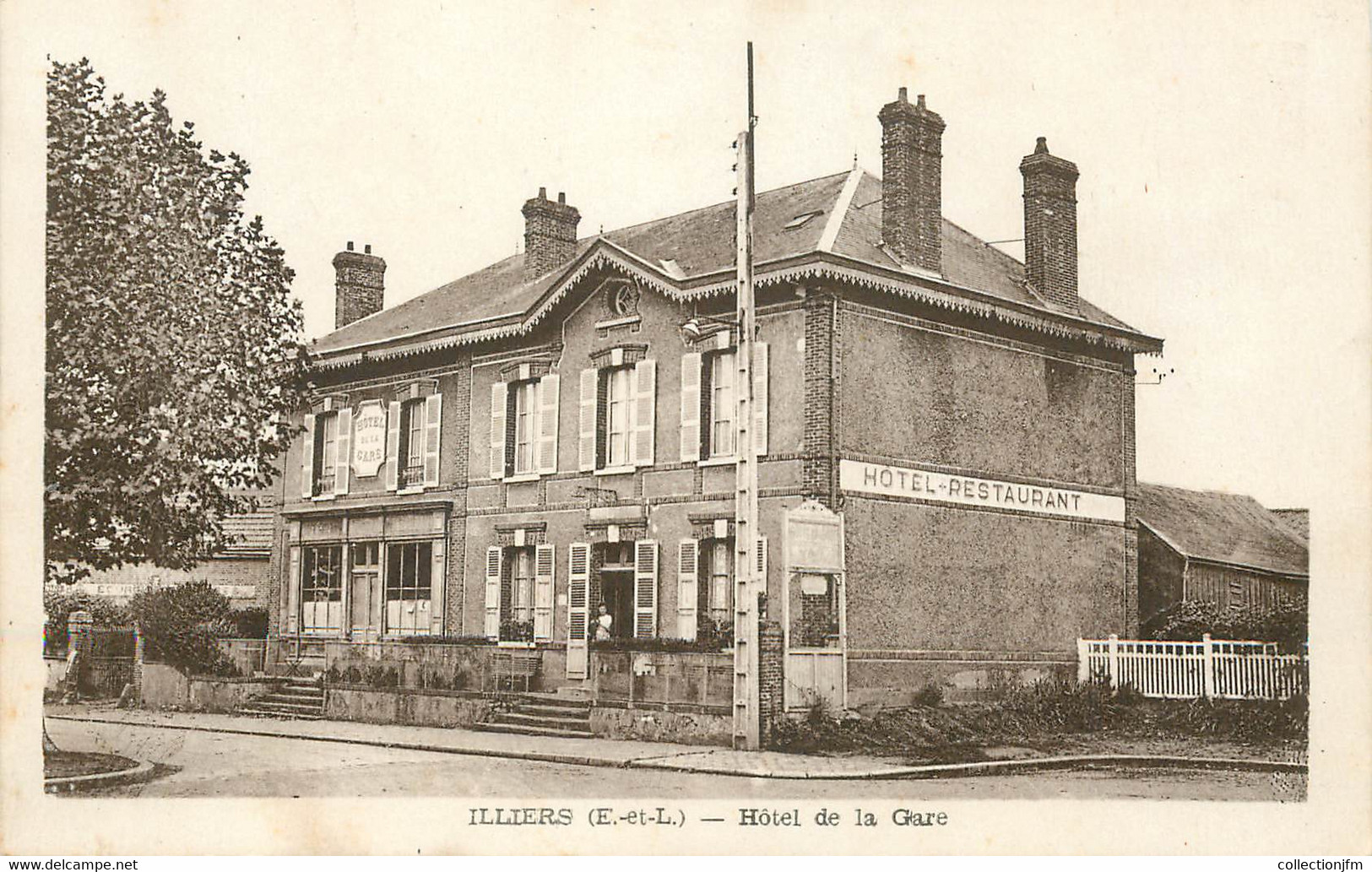 CPA FRANCE 28 "Illiers, Hotel De La Gare" - Vide