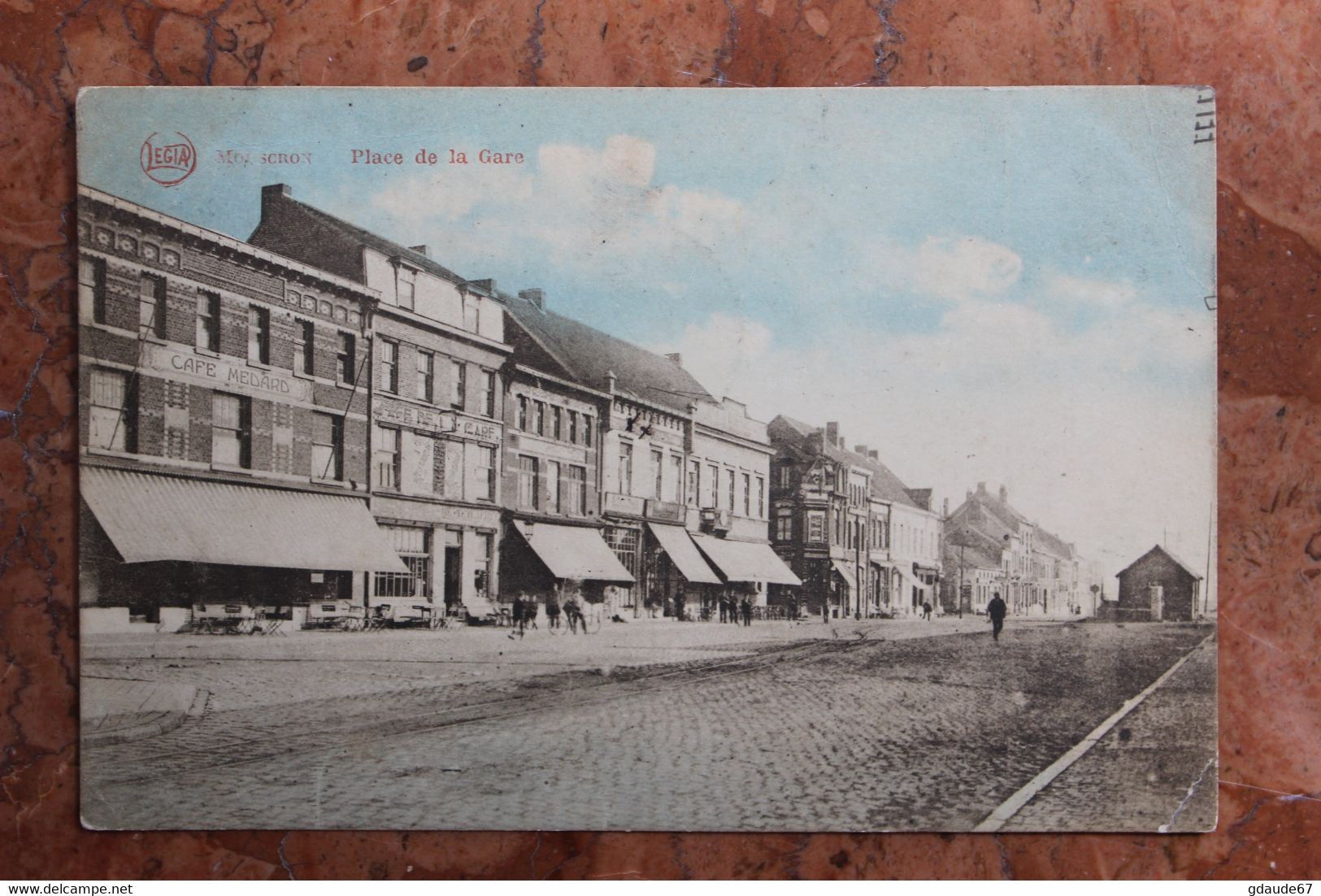 MOUSCRON (HAINAUT) - PLACE DE LA GARE - Mouscron - Moeskroen