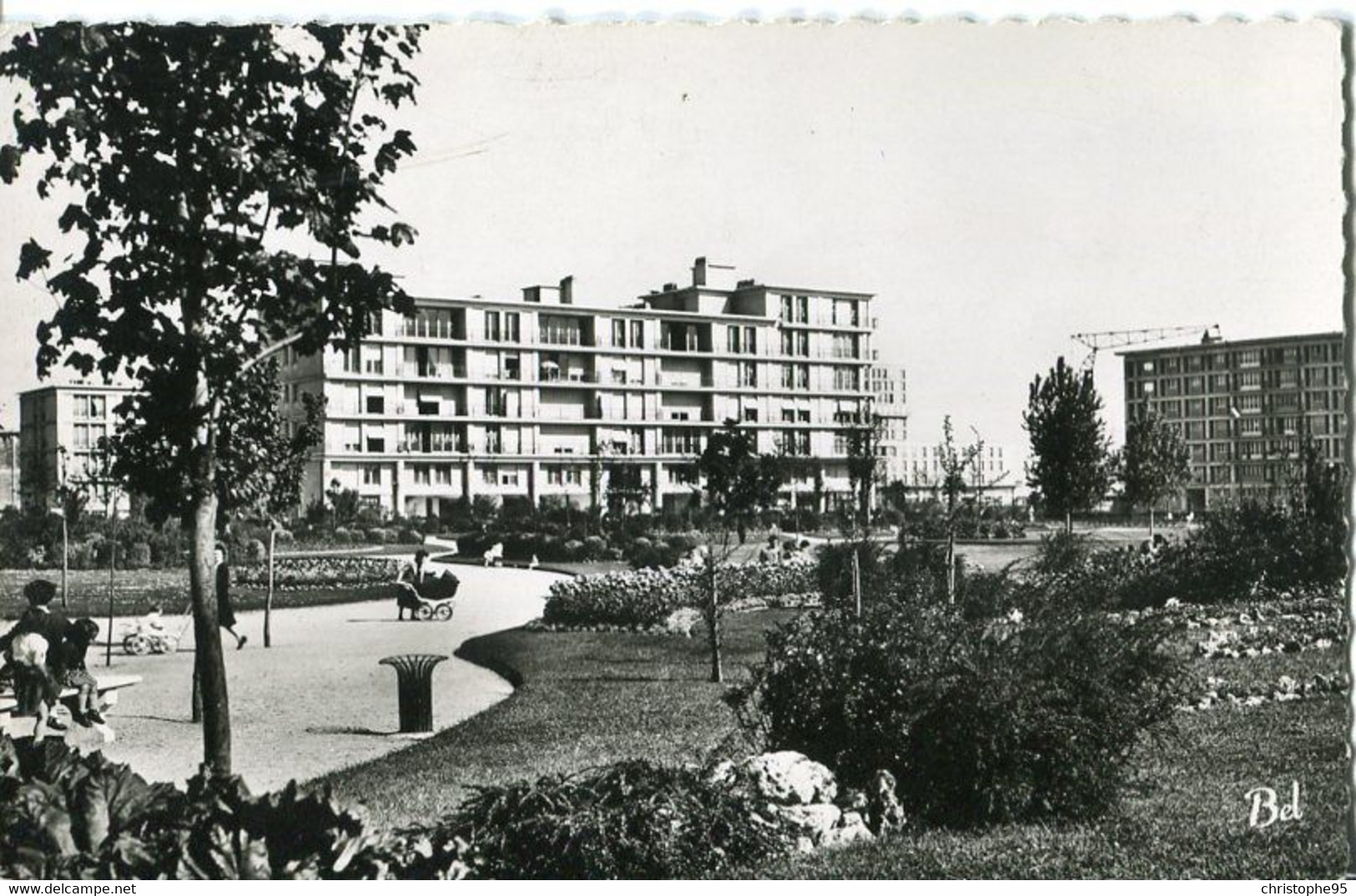 76 .n° 23701 . Le Havre . Jardin Saint Roch. Vue Generale. Cpsm . - Saint-Roch (Plein)