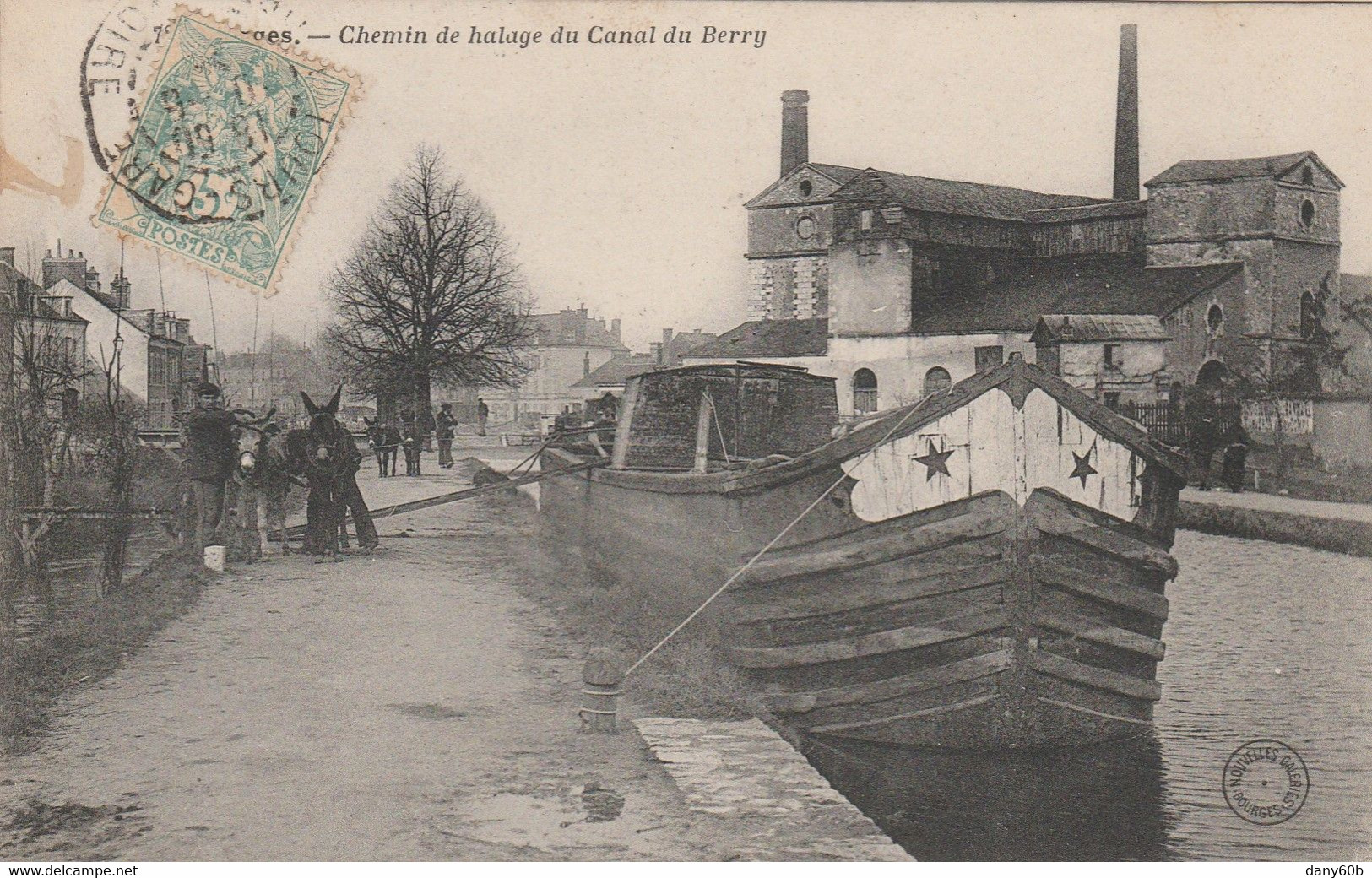 REF.AD . CPA . 18 . BOURGES . CHEMIN DE HALAGE DU CANAL DU BERRY / PENICHE . ANES . SILO OU USINE - Binnenschepen