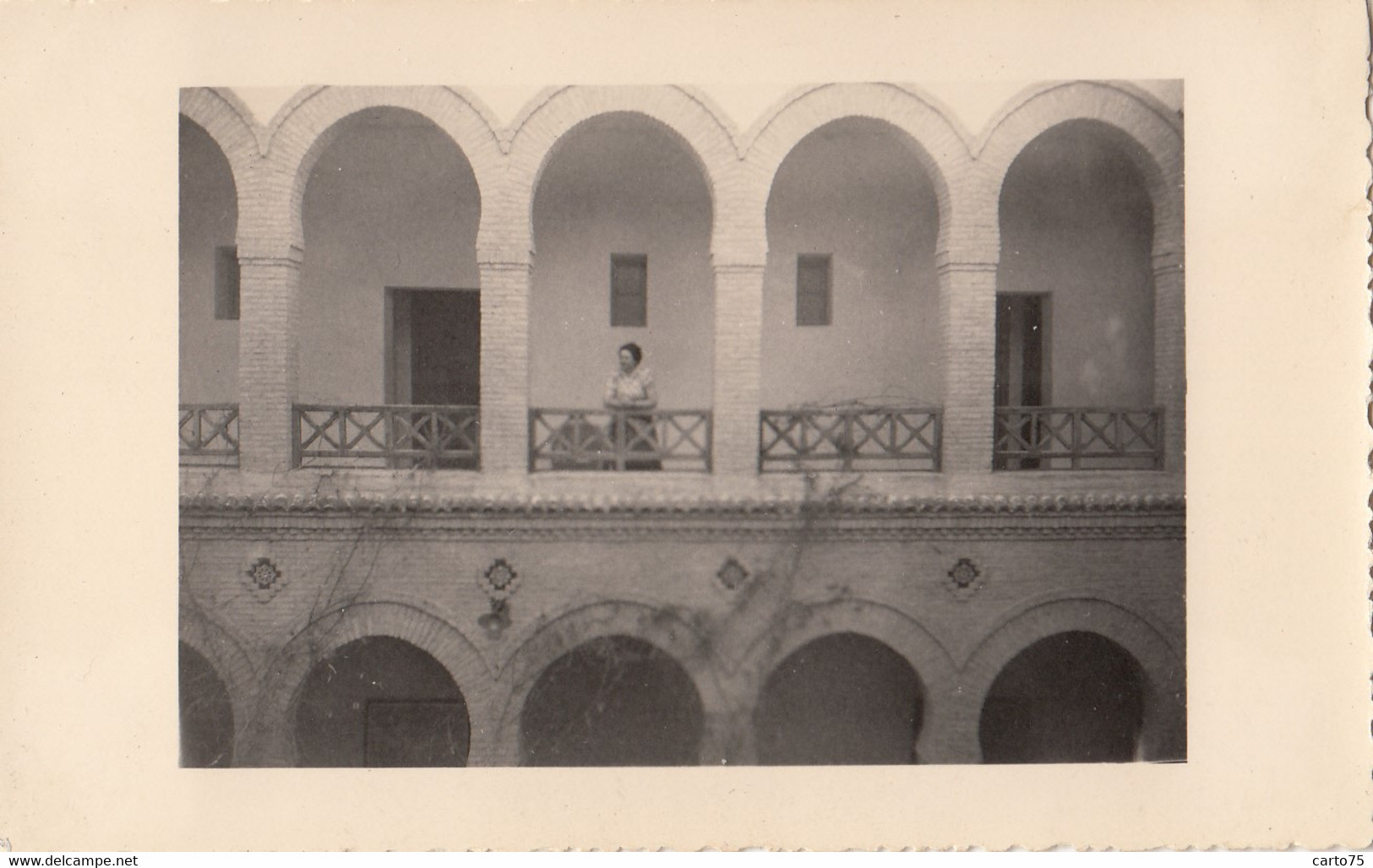 Photographie - Croisière En Méditerranée - Tunisie - Tozeur - Hôtel Transatlantique - Cour Intérieure - Fotografie