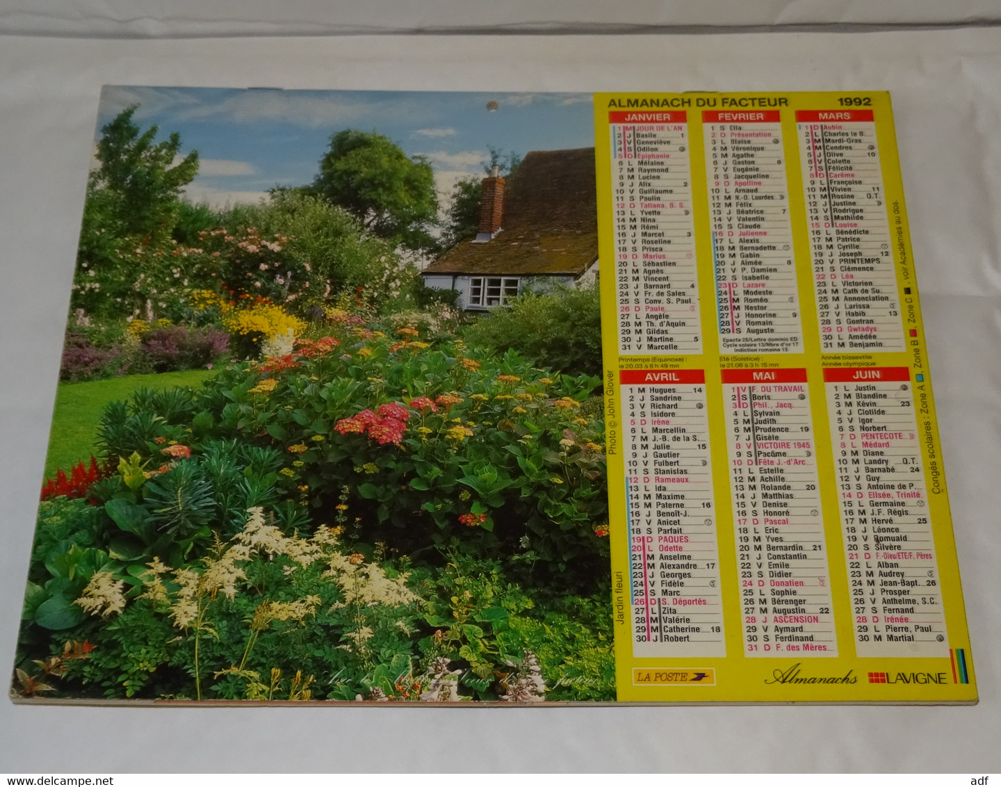 1992 ANNEE BISSEXTILE CALENDRIER ALMANACH DU FACTEUR, LA POSTE, SETTER IRLANDAIS, JARDIN FLEURI, LAVIGNE, VAR 83 - Groot Formaat: 1991-00