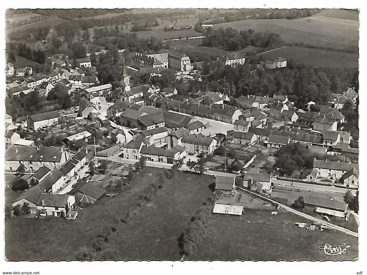 CPSM AUBERIVE, VUE GENERALE AERIENNE, HAUTE MARNE 52 - Auberive