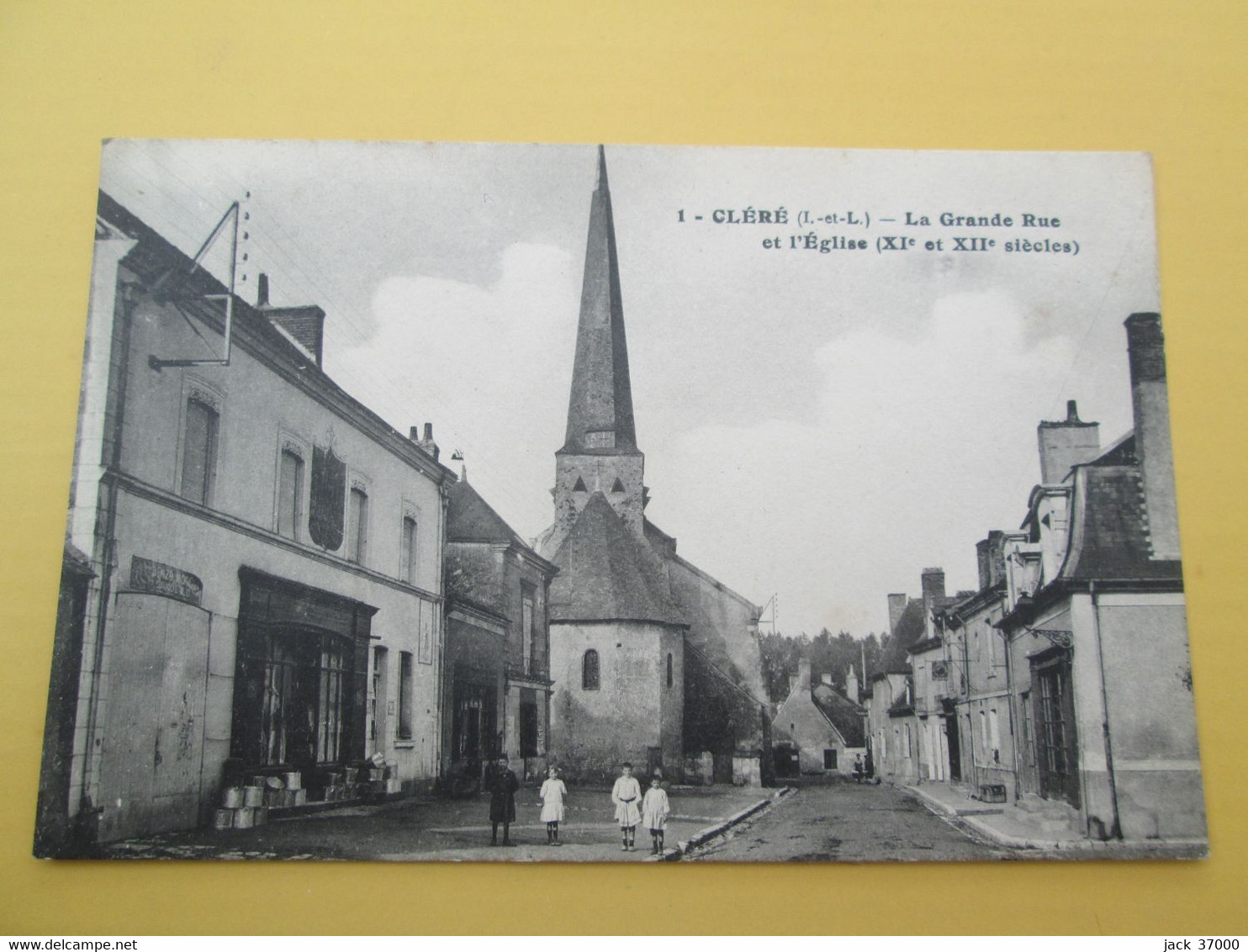 CLERE  La Grande Rue Et L'eglise  , Animé - Cléré-les-Pins