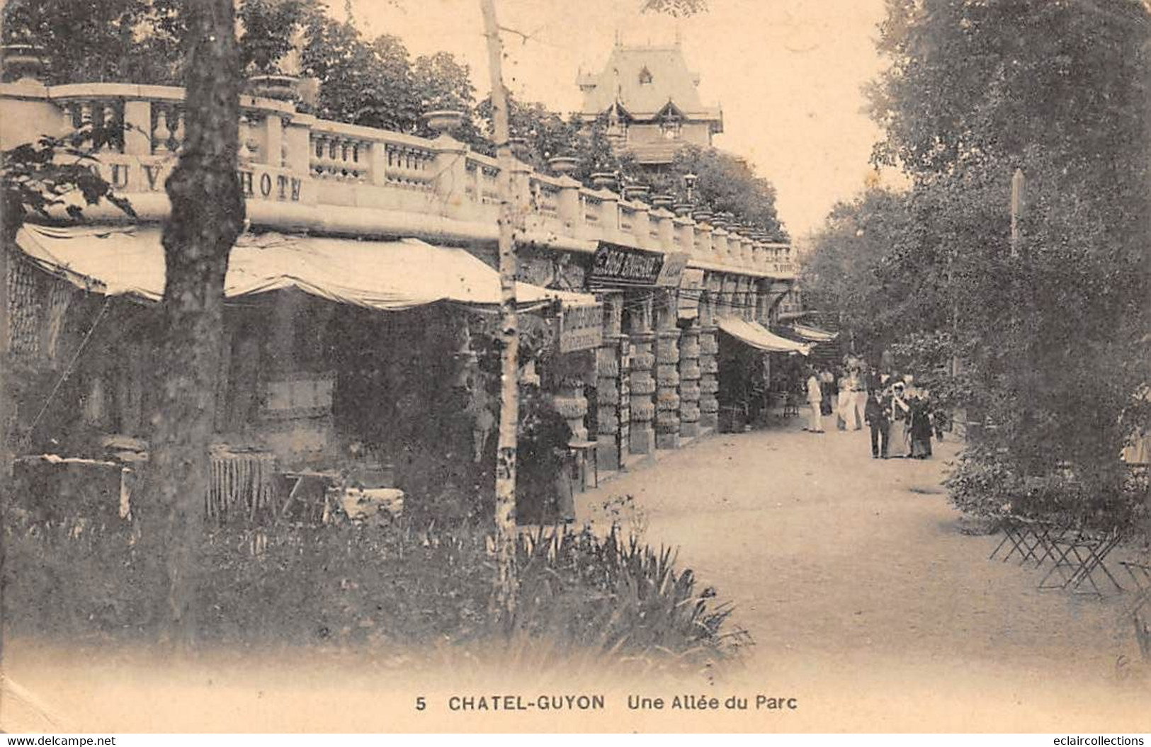 Châtel-Guyon         63          Une Allée Du Parc            (voir Scan) - Châtel-Guyon