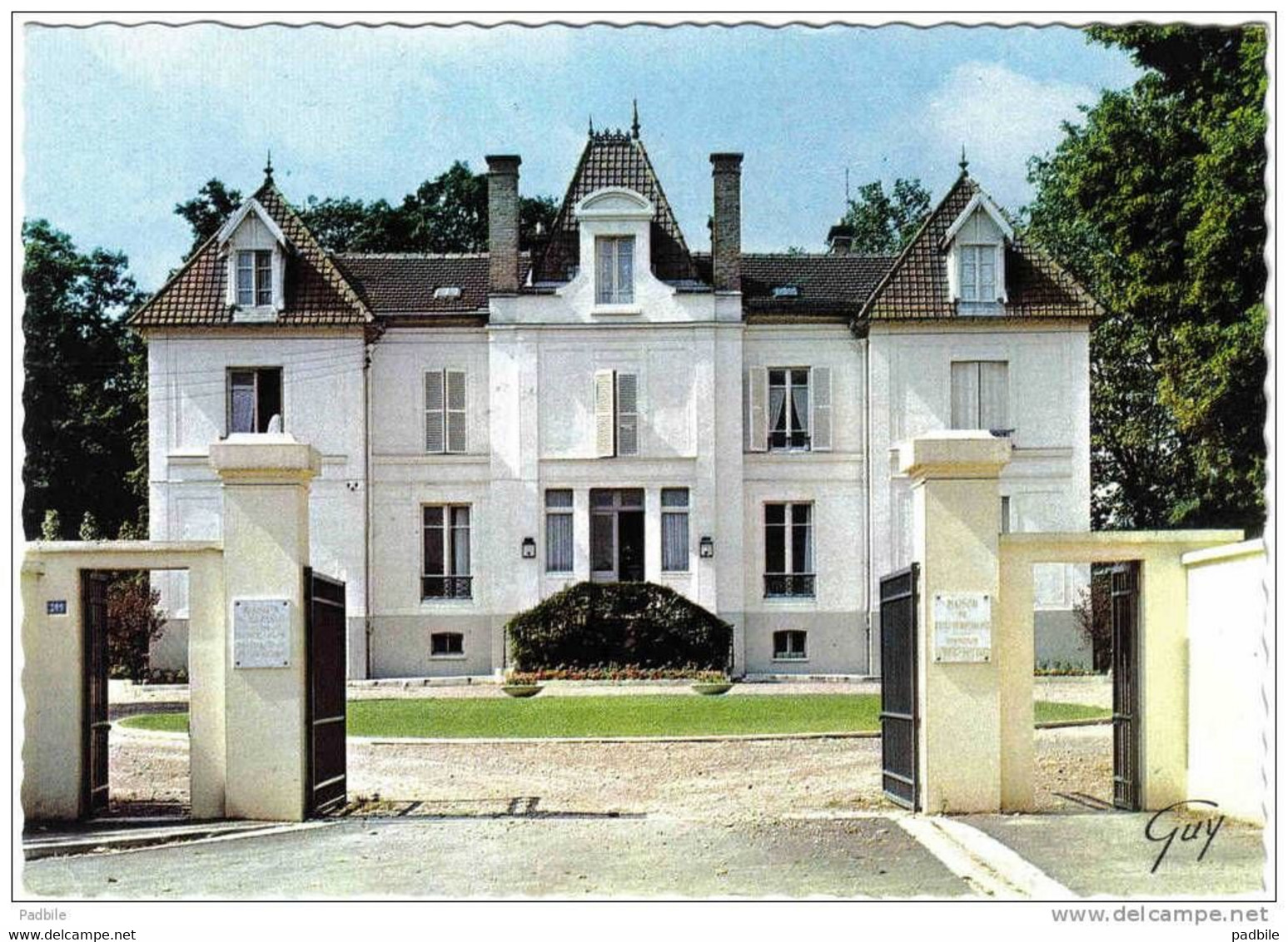 Carte Postale 95.  Montigny-les-Cormeilles  La Maison De Retraite Trés Beau Plan - Montigny Les Cormeilles