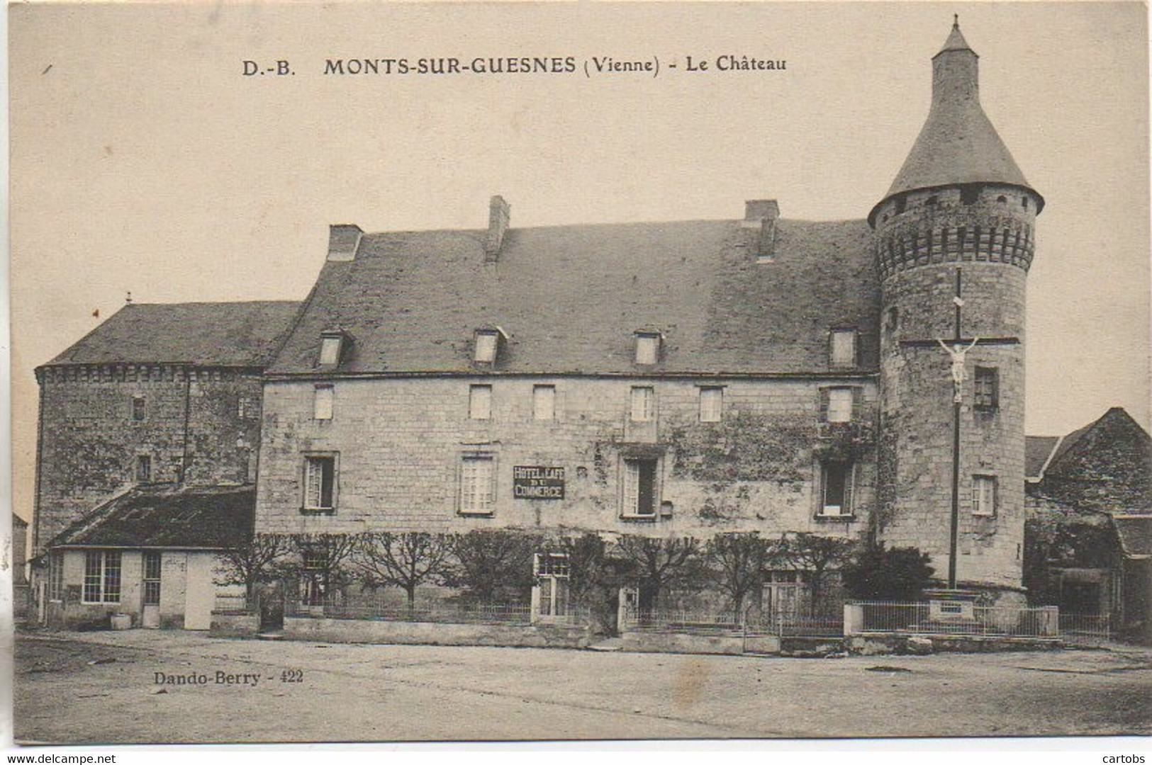 86 MONTS-sur-GUESNES  Le Château - Monts Sur Guesnes