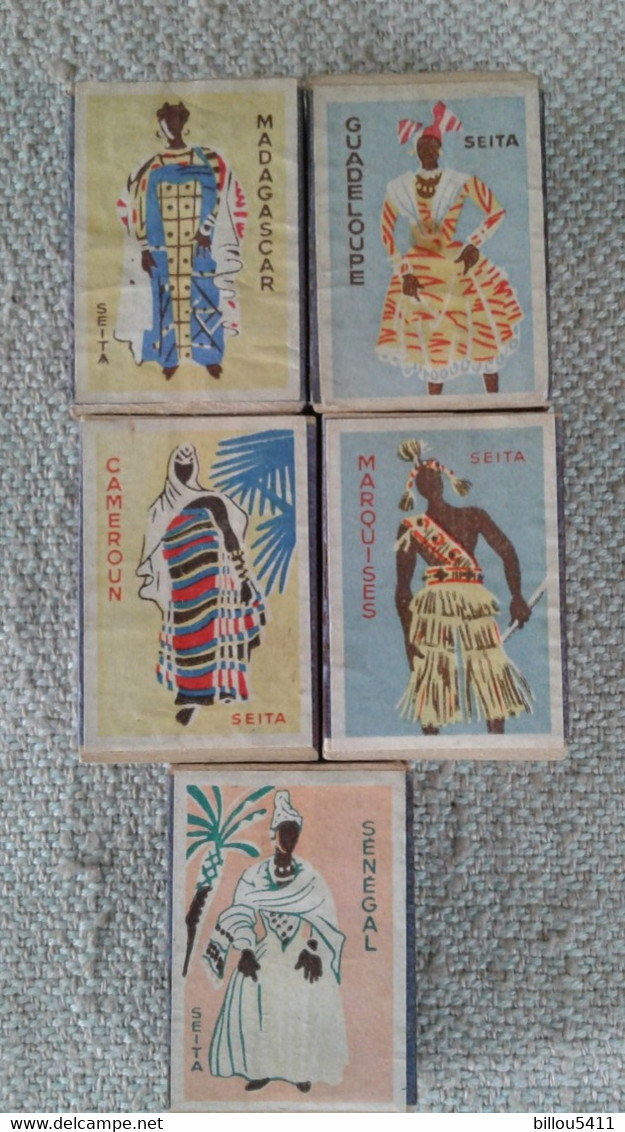 5  Boites D'allumettes :Anciennes Colonies Françaises: Madagascar; Cameroun; Guadeloupe; Senegal; Marquises Costumes - Boites D'allumettes