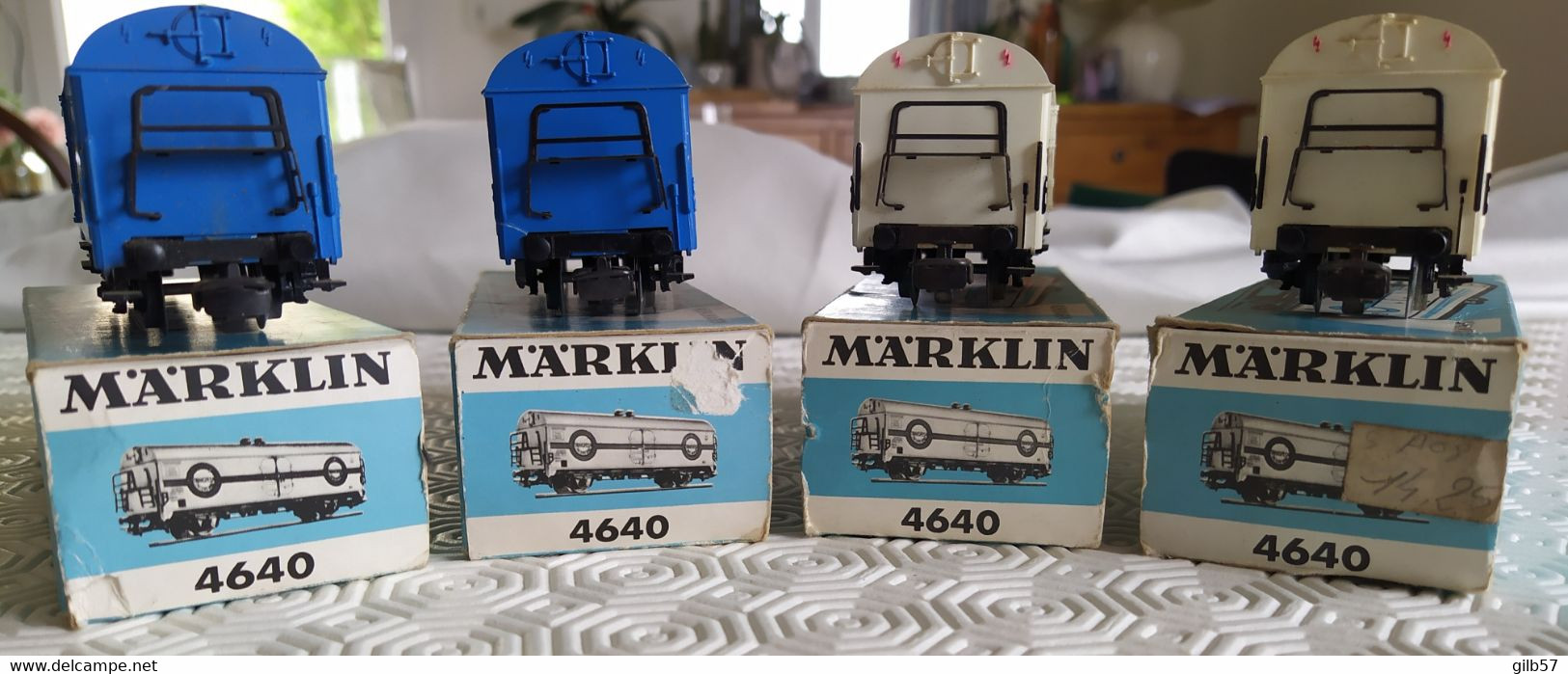 HO MARKLIN Lot De 4 Wagons Couverts Interfrigo Ref 4640 De La TRANSFESA - Goods Waggons (wagons)