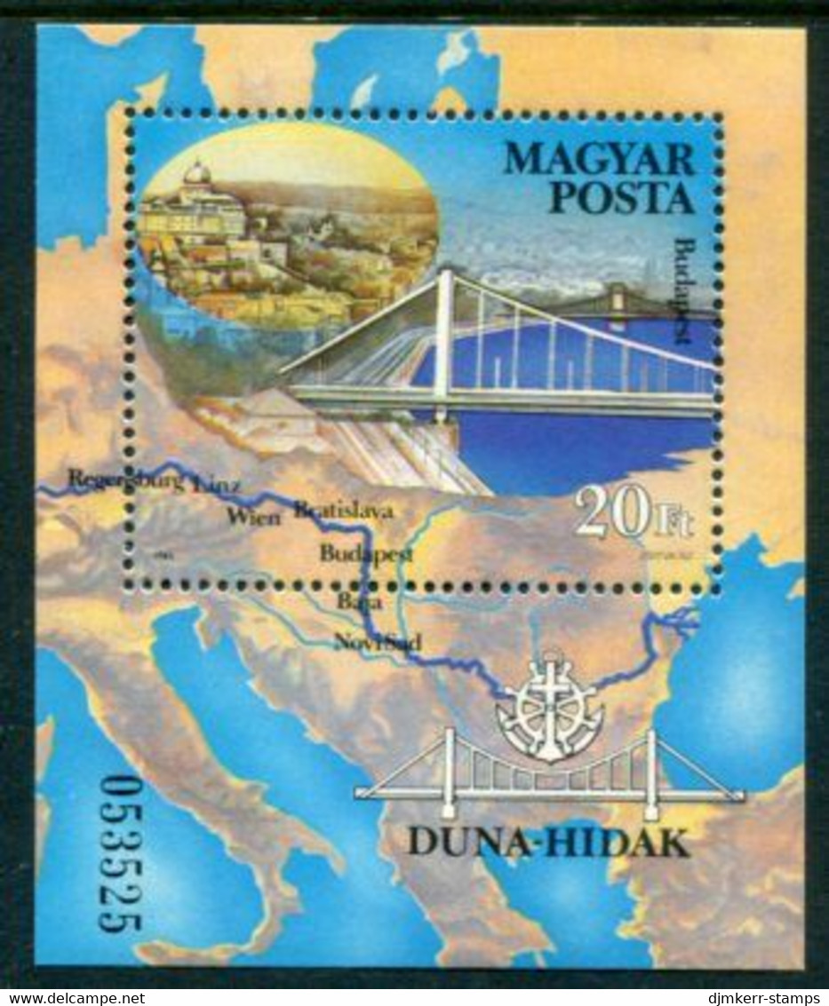 HUNGARY 1985 Danube Bridges Block MNH / **.  Michel Block 176 - Ungebraucht