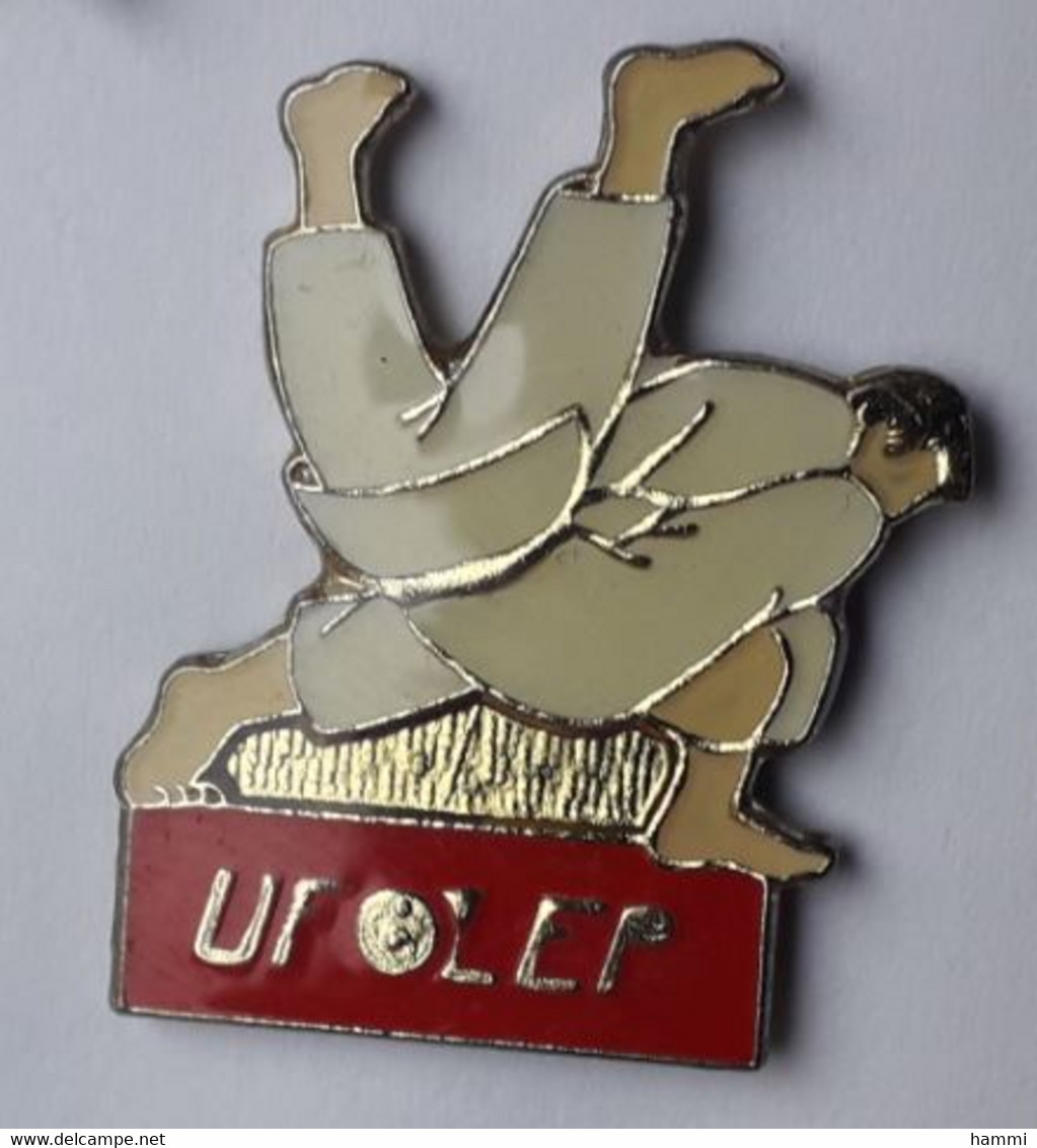 QQ152 Pin's Judo UFOLEP Cartouche Rouge Achat Immédiat - Judo