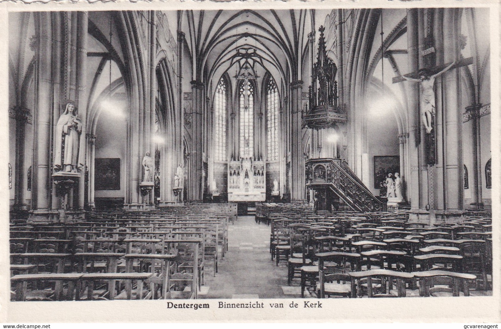 DENTERGEM  BINNENZICHT VAN DE KERK - Dentergem