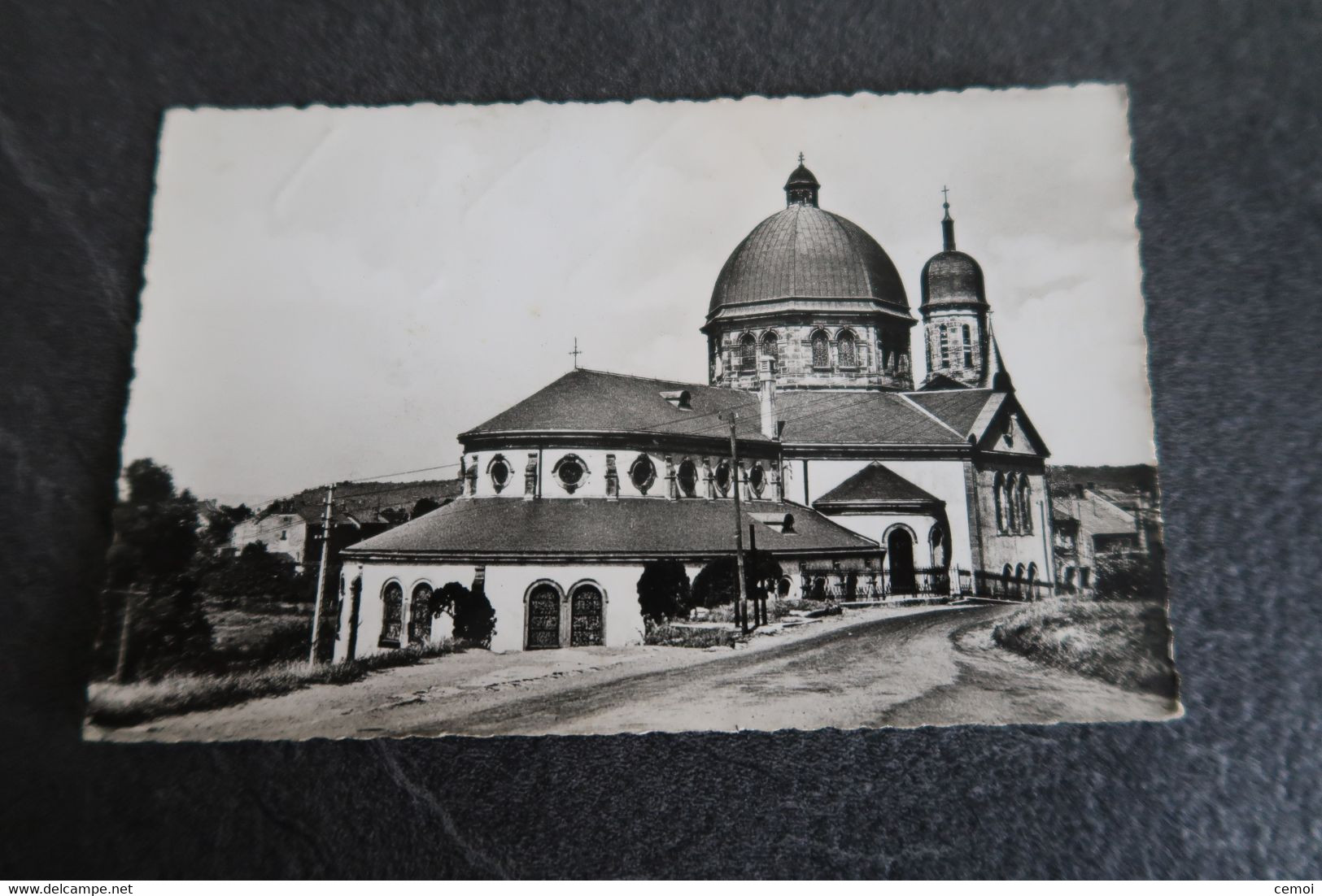 CPSM - CREUTZWALD (57) - L'église Catholique - 1956 - Creutzwald