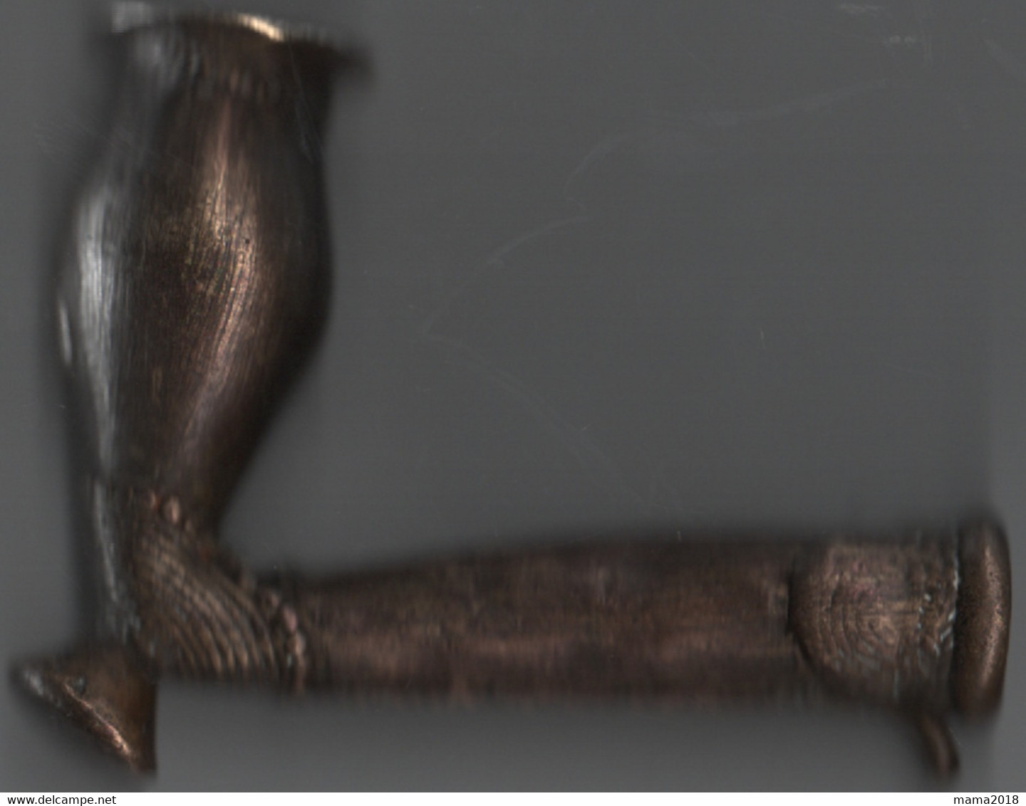 Pipe Africaine En Bronze ( 180 Gr)  10 Cm  X  8  Cm - Other & Unclassified