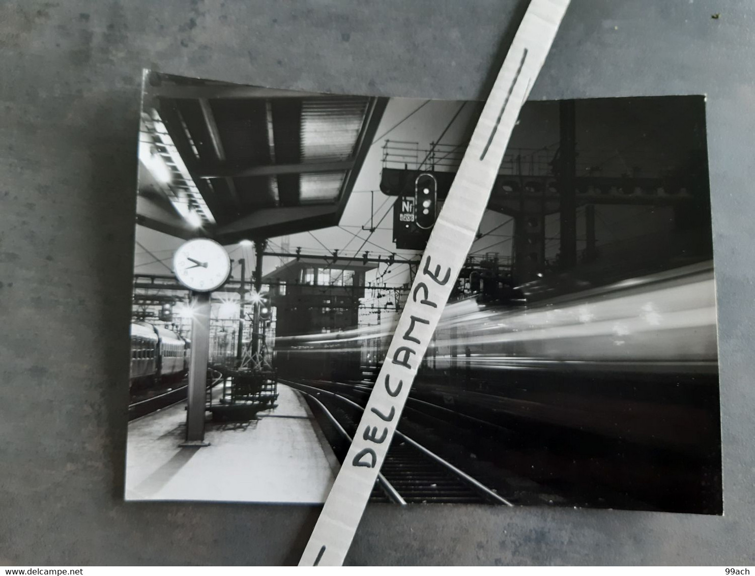 SNCF : Photo Originale JP DEMOY 12 X 17,5 Cm : Gare De PARIS - LYON - Treinen