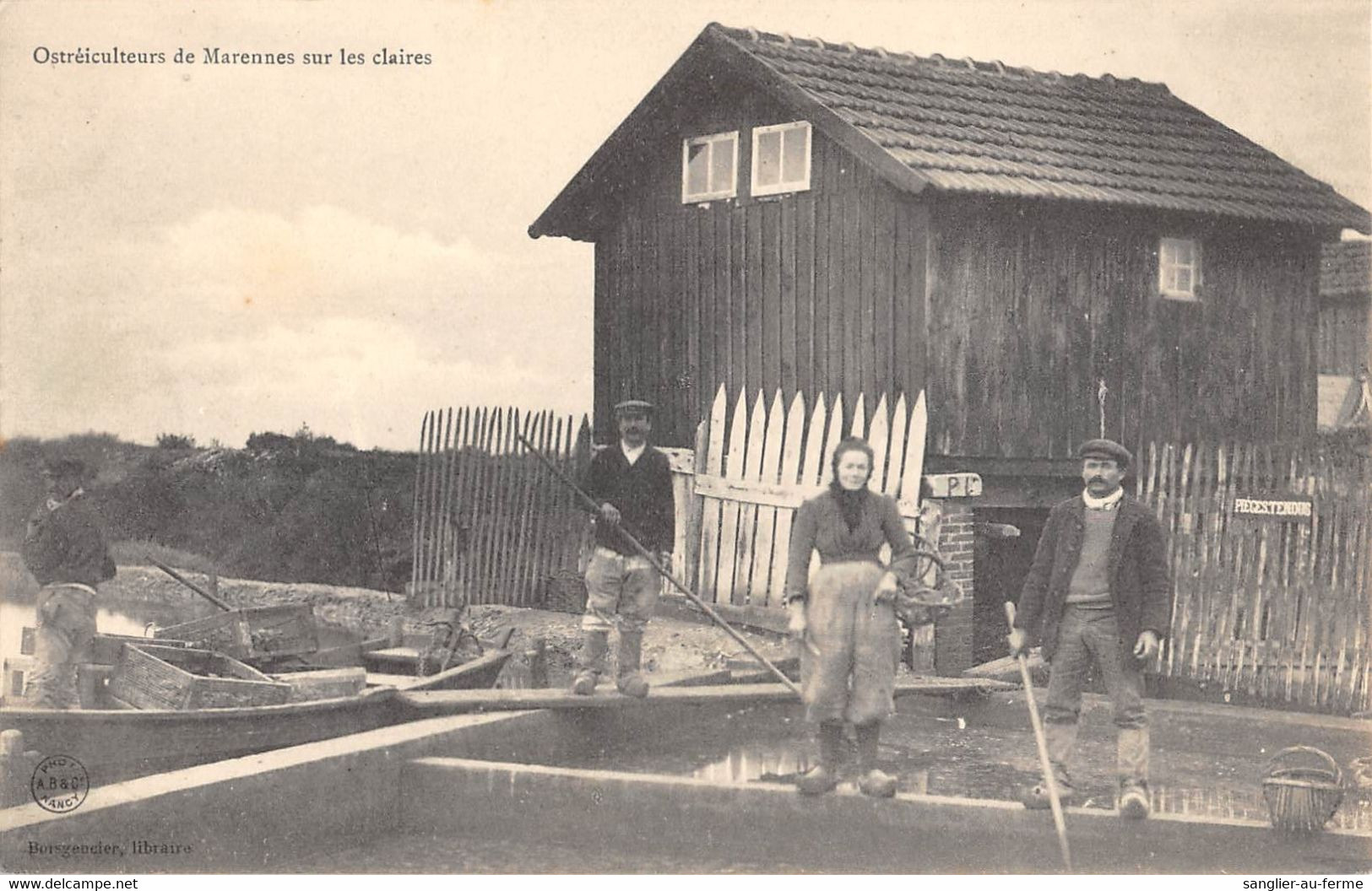 CPA 17 OSTREICULTEURS DE MARENNES SUR LES CLAIRES - Marennes