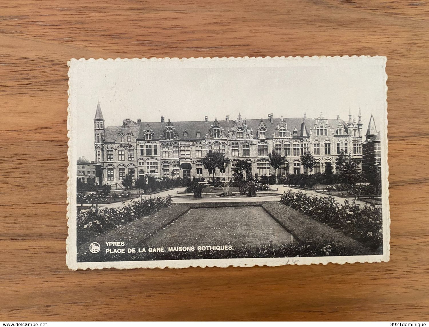 Ieper - Ypres - Statieplein , Gotische Huizen - Place De La Gare , Maisons Gothiques - Ieper