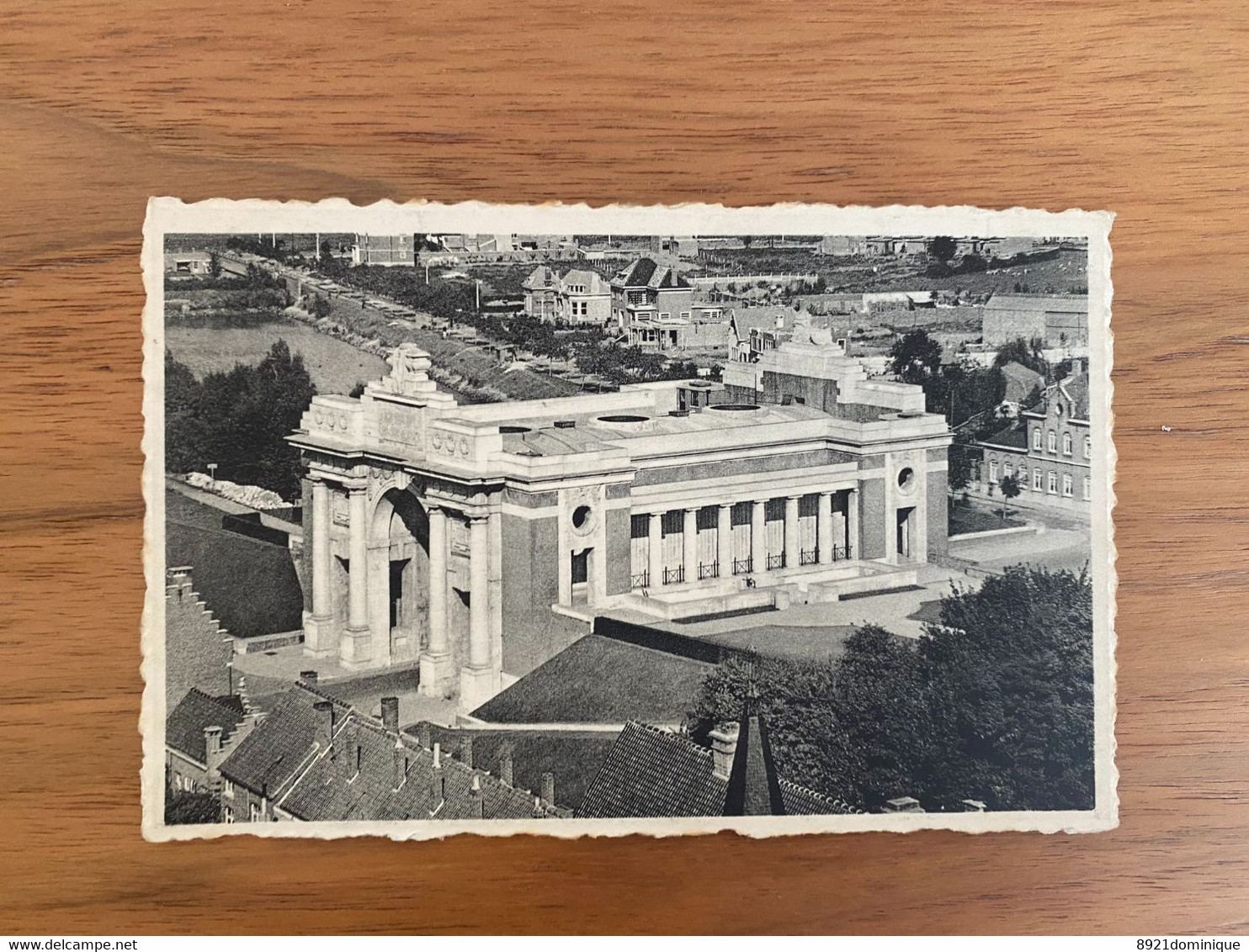 Ieper - Ypres - "Porte De Menin, Mémorial Des Héros Britanniques-Meenen Poort, Gedenkteeken Der Britsche Helden." - Ieper