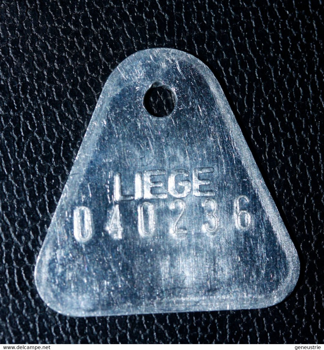 Jeton De Taxe Sur Les Chiens "Année 1990 - Liège (Luik) - Belgique / Belgie" Médaille De Chien - Dog License Tax Tag - Monedas / De Necesidad