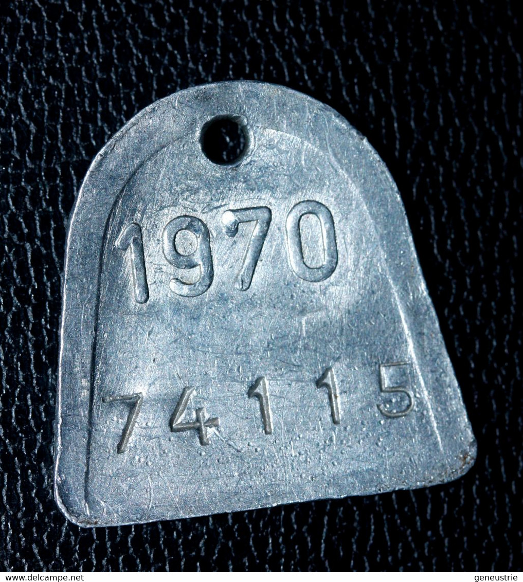 Jeton De Taxe De Chiens "Année 1970 - Antwerpen (Anvers) - Belgique / Belgie" Médaille De Chien - Dog License Tax Tag - Monétaires / De Nécessité