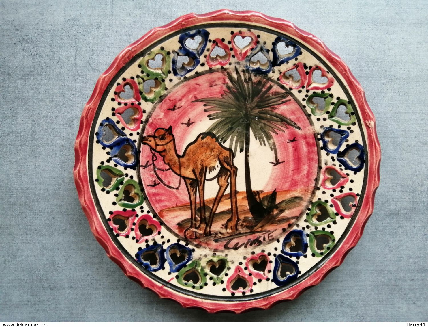 Assiette Murale Tunisie Décor Oasis Diamètre 18.5 Cms - Borden