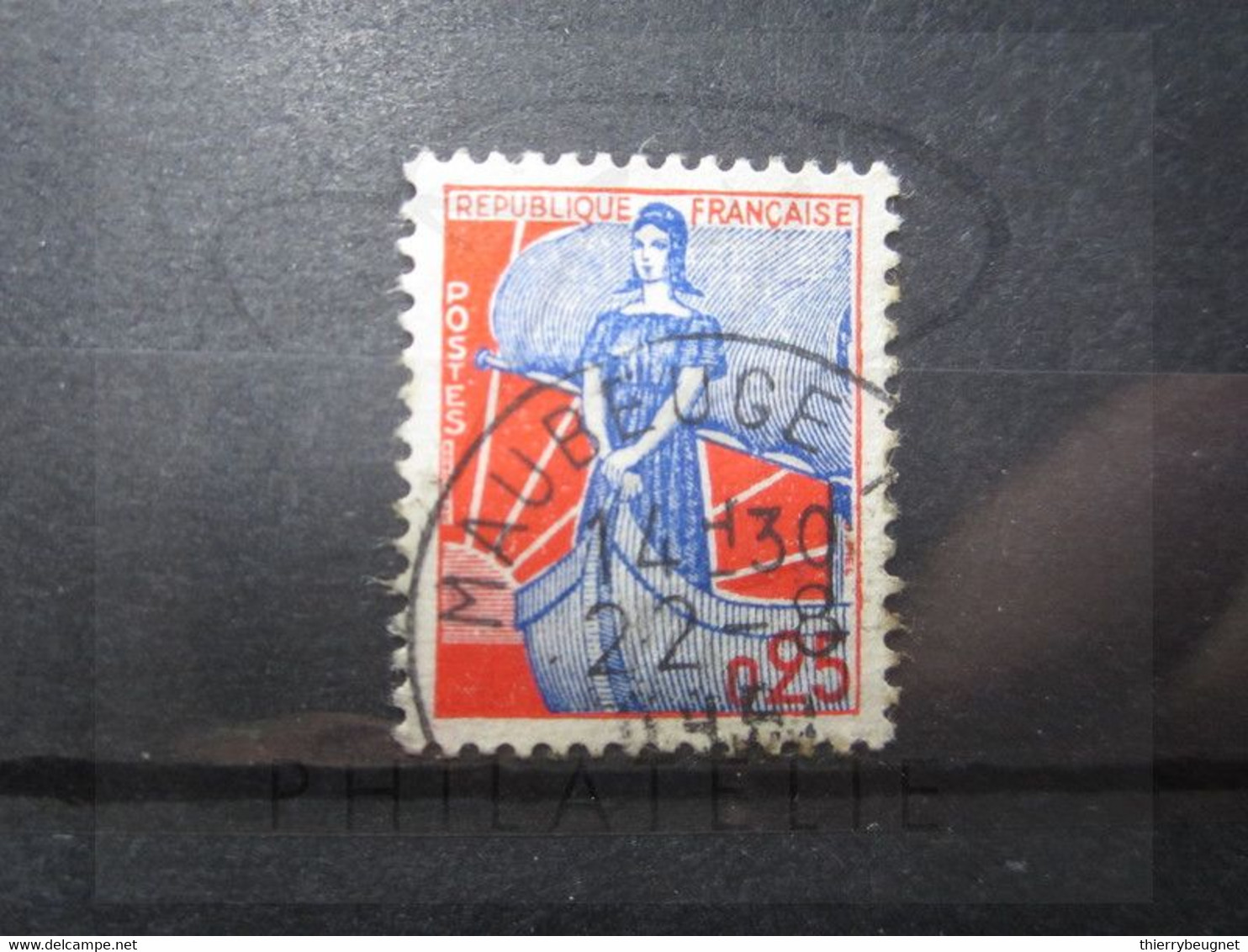 VEND BEAU TIMBRE DE FRANCE N° 1234 , OBLITERATION " MAUBEUGE " !!! - 1959-1960 Maríanne à La Nef