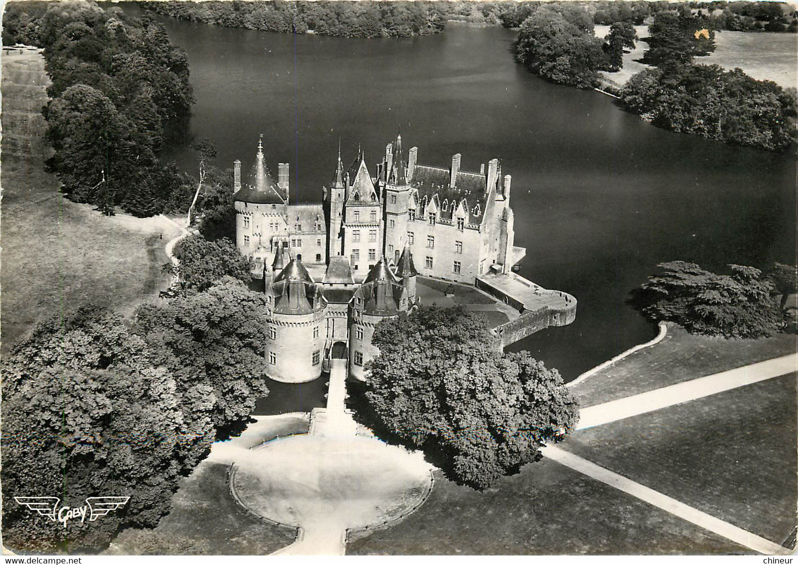 MISSILLAC VUE AERIENNE SUR LE CHATEAU DE LA BRETESCHE - Missillac