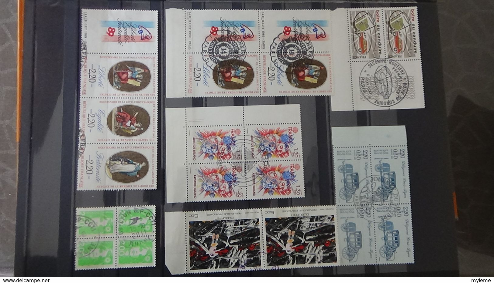 U30 Collection de timbres, blocs et carnets oblitérés (ayant circulés pour la plupart) de France. A saisir !!!