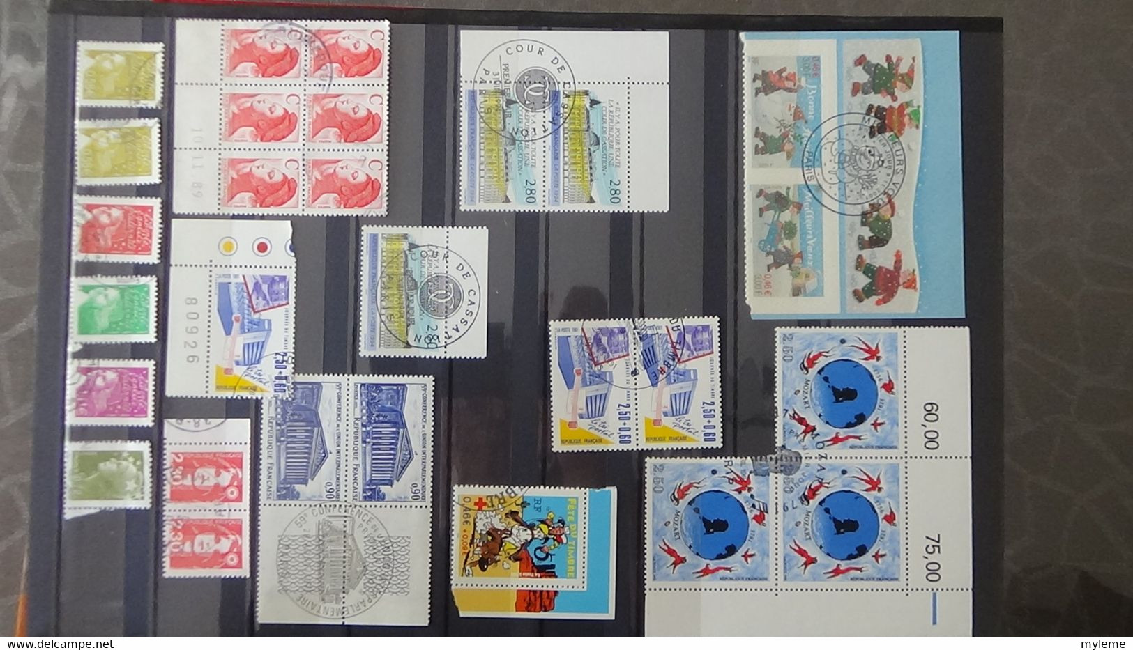 U30 Collection de timbres, blocs et carnets oblitérés (ayant circulés pour la plupart) de France. A saisir !!!