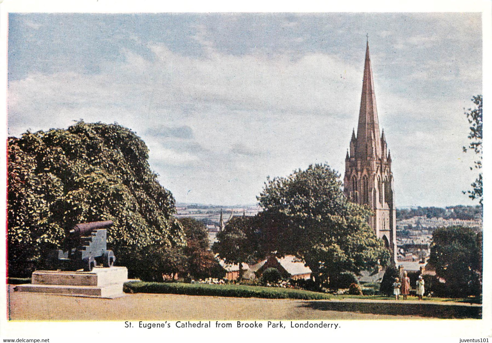 CPSM St.Eugene's Cathedral From Brooke Park-Londonderry City    L691 - Londonderry