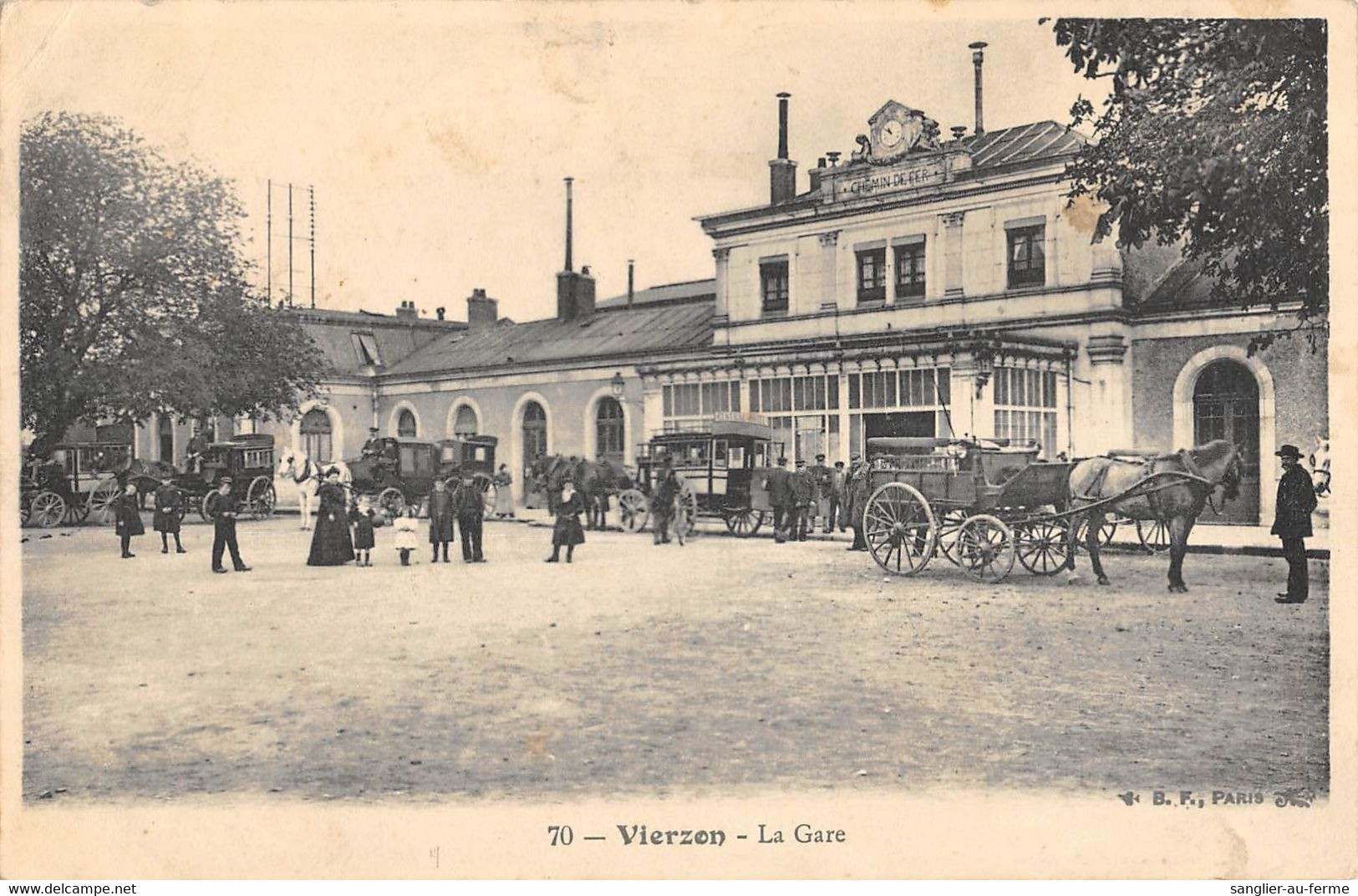 CPA 18 VIERZON LA GARE - Vierzon