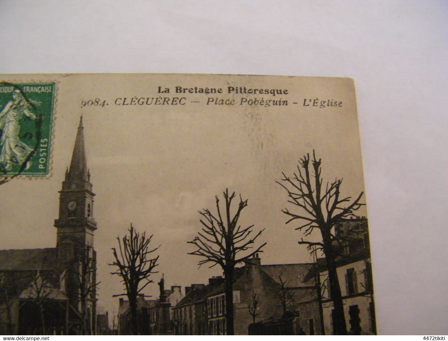 CPA - Cléguerec (56) - Place Bobéguin - L'Eglise - 1926  - SUP  (FC 40) - Cleguerec