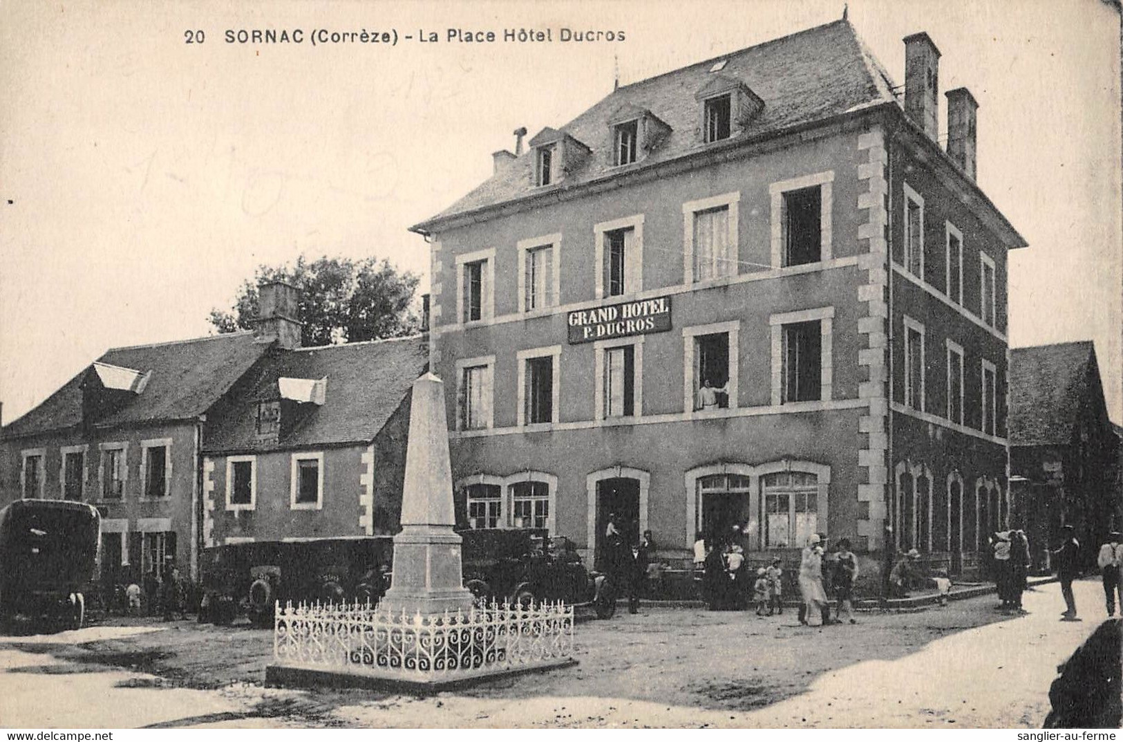 CPA 19 SORNAC LA PLACE HOTEL DUCROS - Other & Unclassified